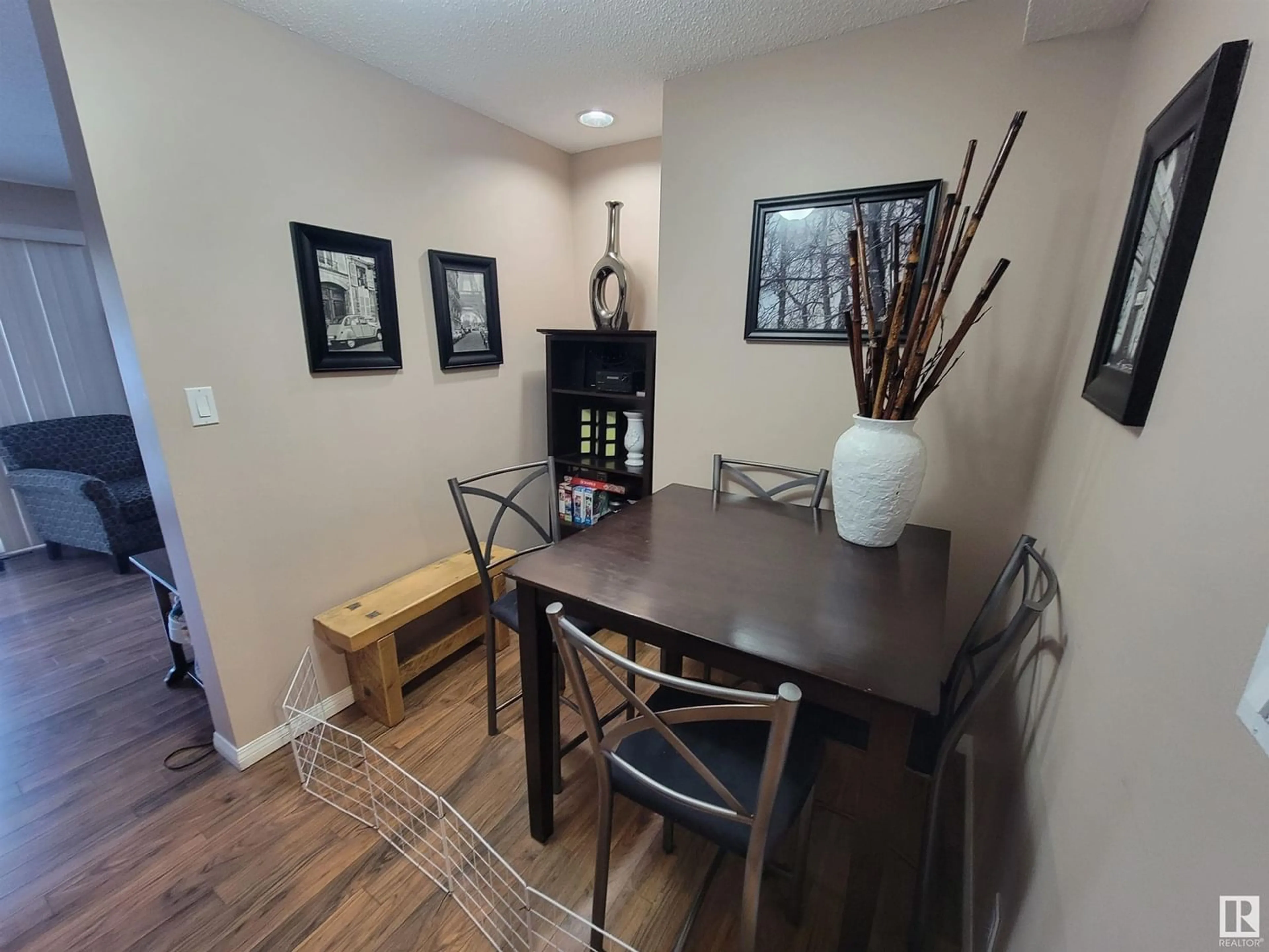 Dining room for #138 87 BROOKWOOD DR, Spruce Grove Alberta T7X1A7
