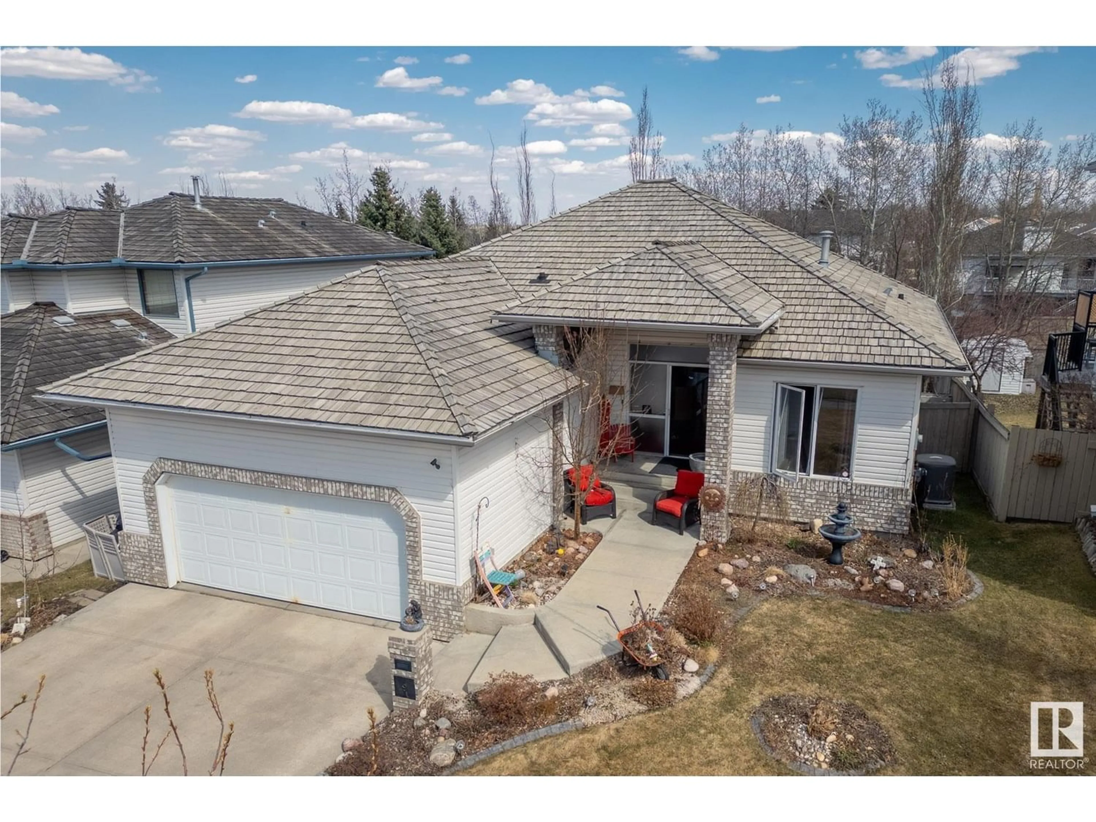 Frontside or backside of a home for 9 REGAL WY, Sherwood Park Alberta T8A5N1