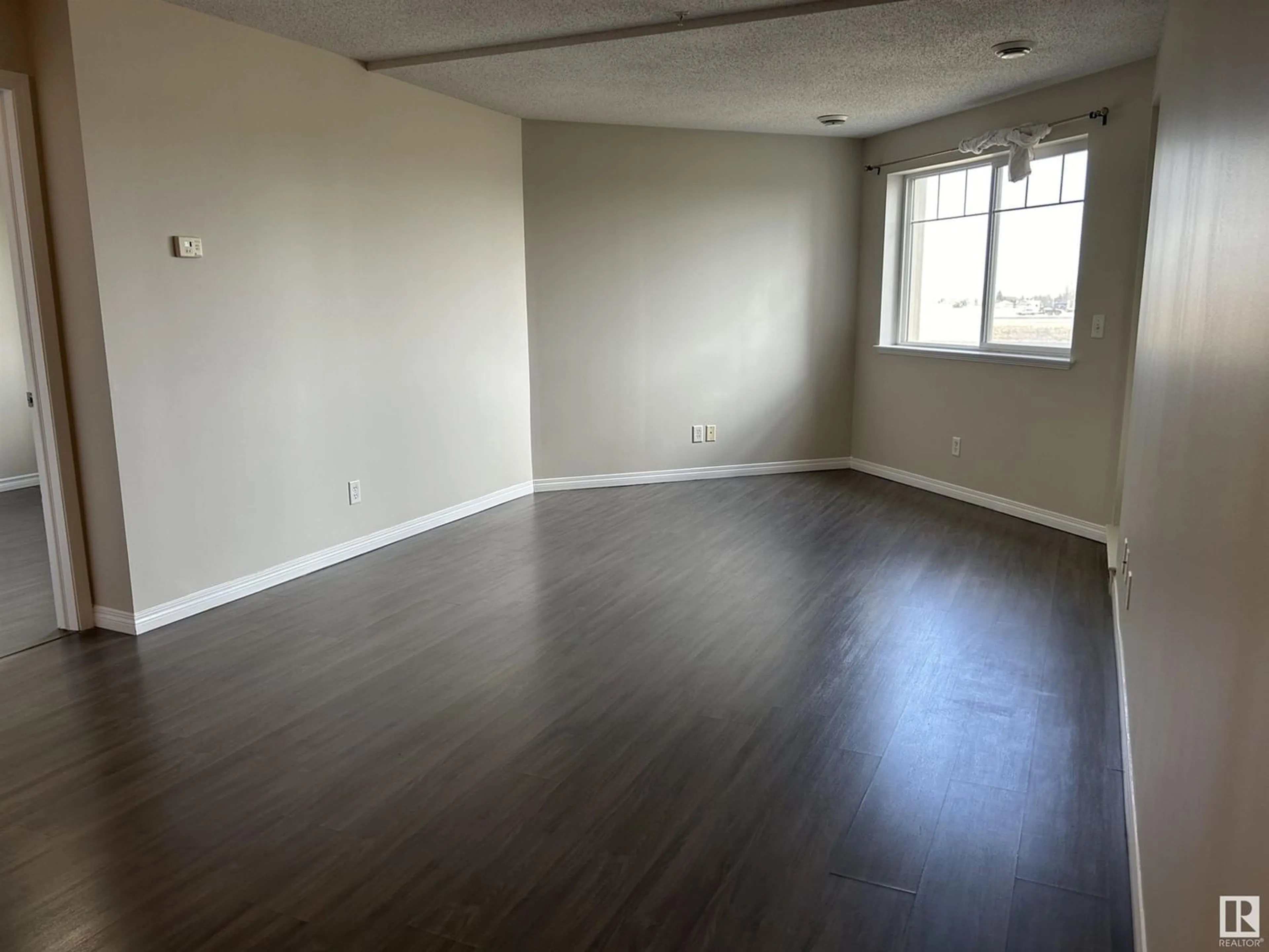 A pic of a room for #210 6925 199 ST NW, Edmonton Alberta T5T3X8