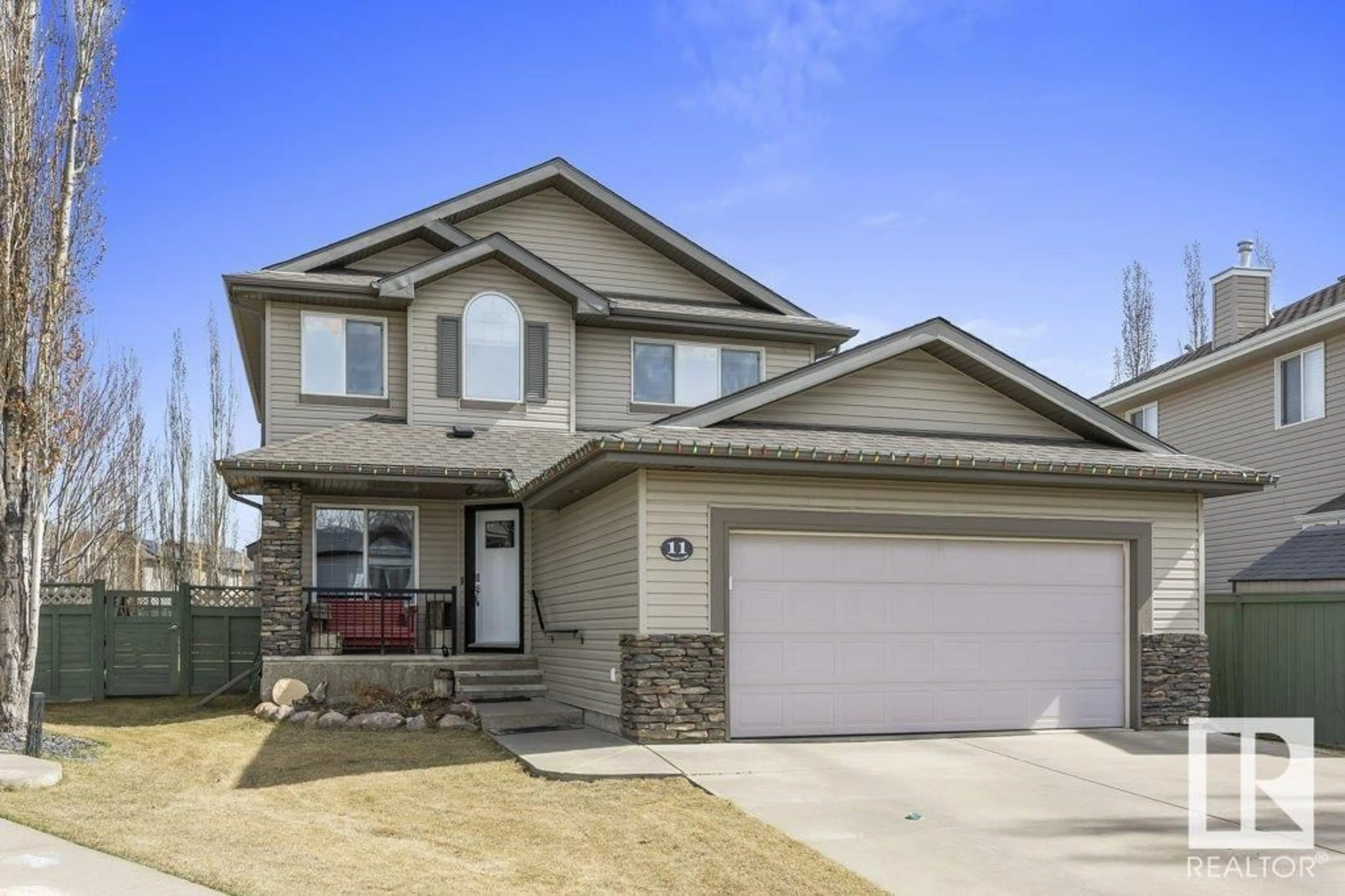 Frontside or backside of a home for 11 EVERWOOD CL, St. Albert Alberta T8N7H1