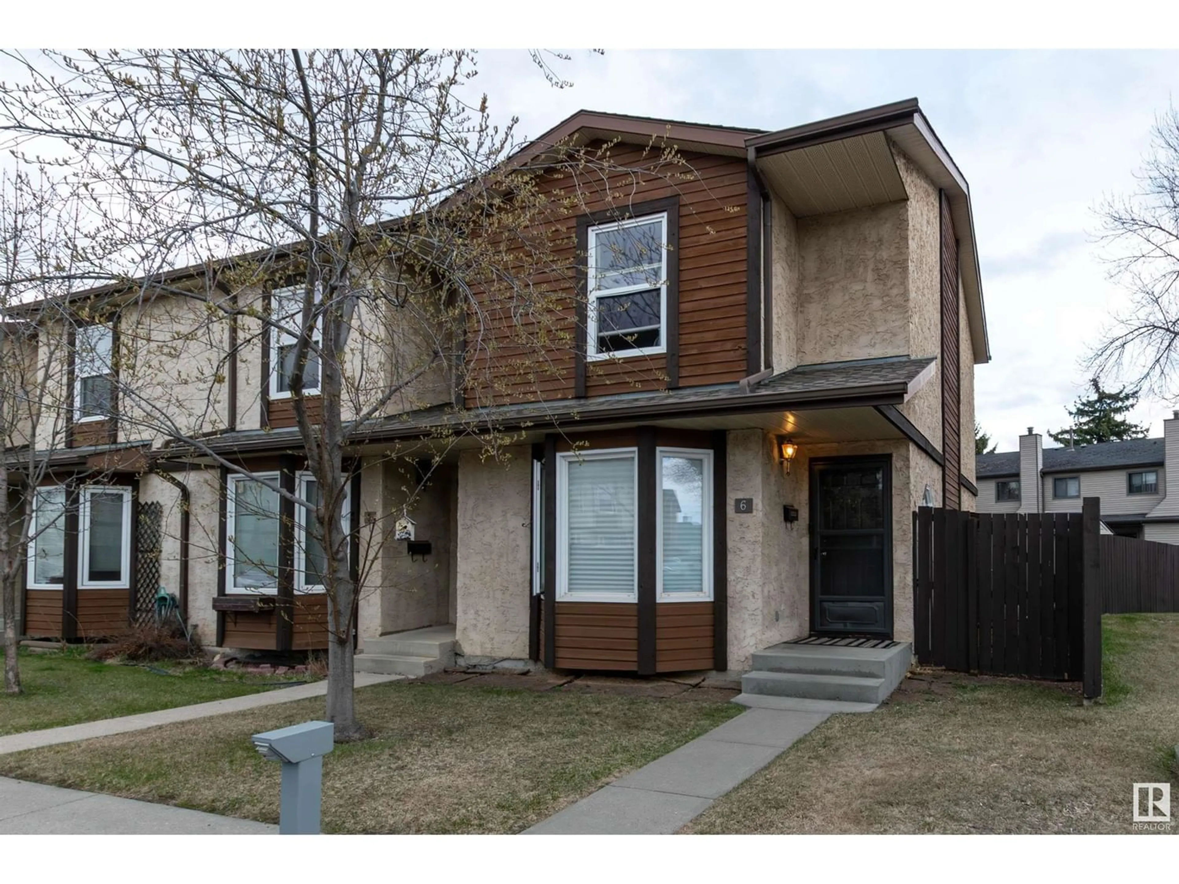 A pic from exterior of the house or condo for #6 10205 158 AV NW, Edmonton Alberta T5X5E5