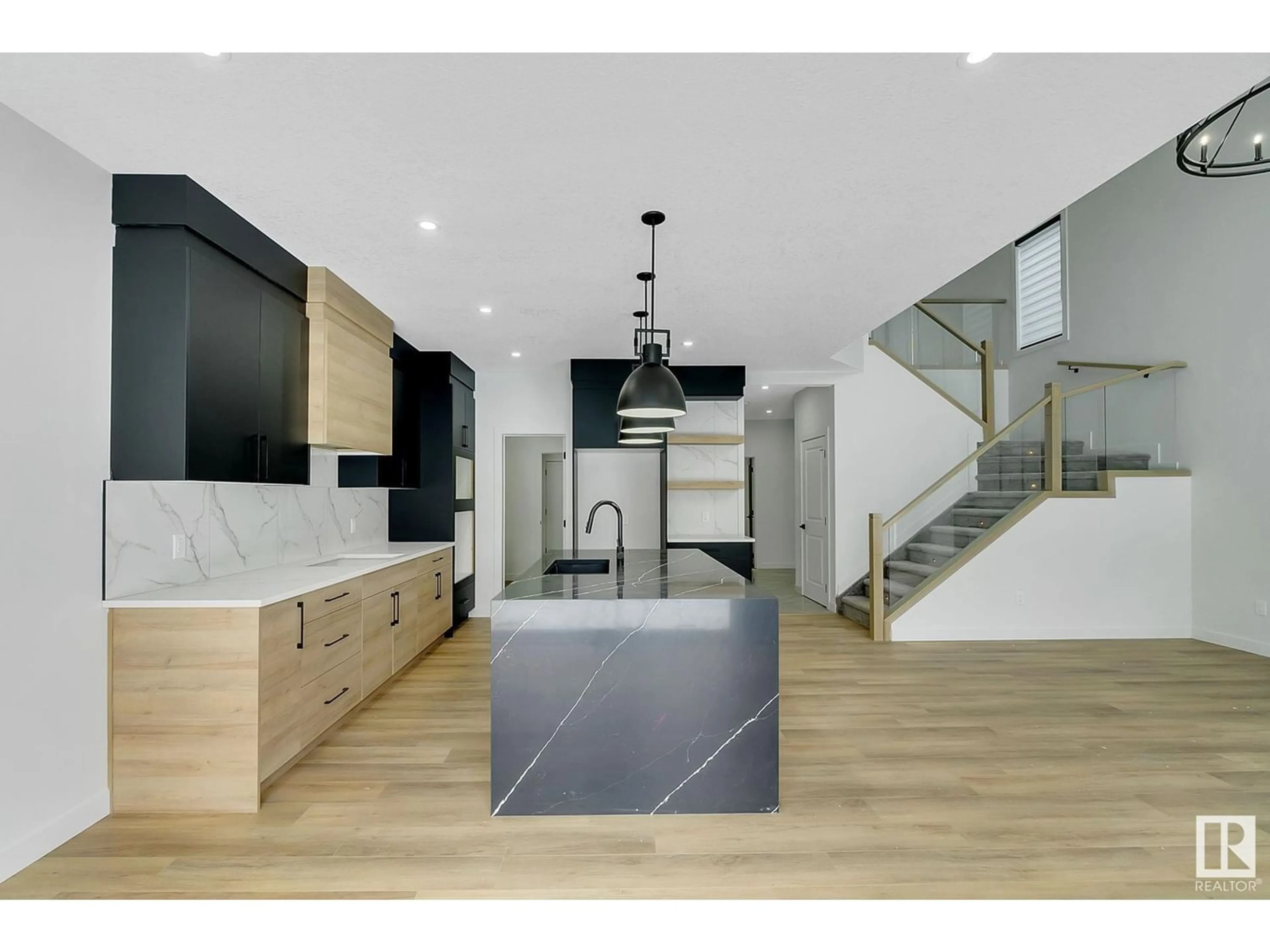 Contemporary kitchen for 198 Canter WD, Sherwood Park Alberta T8H2Z3