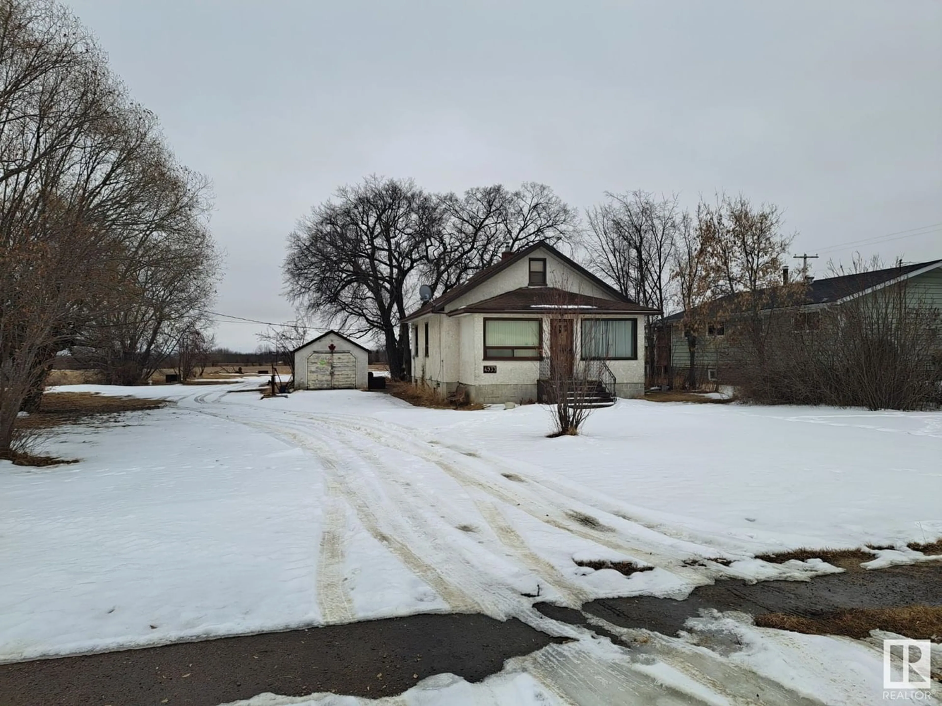 Frontside or backside of a home for 4933 49 AV, Vilna Alberta T0A3L0