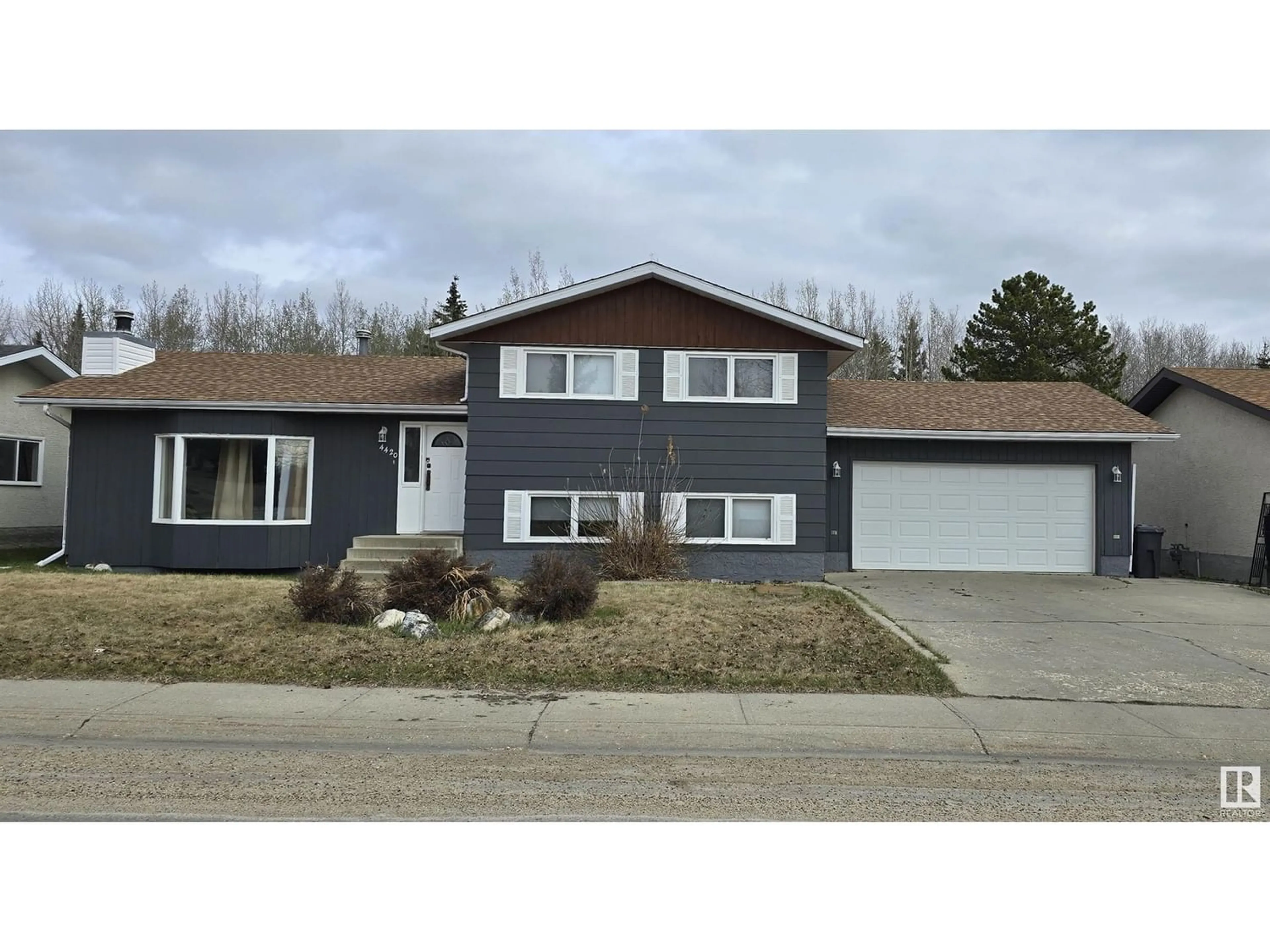 Frontside or backside of a home for 4420 Mackenzie AV, Drayton Valley Alberta T7A1A5