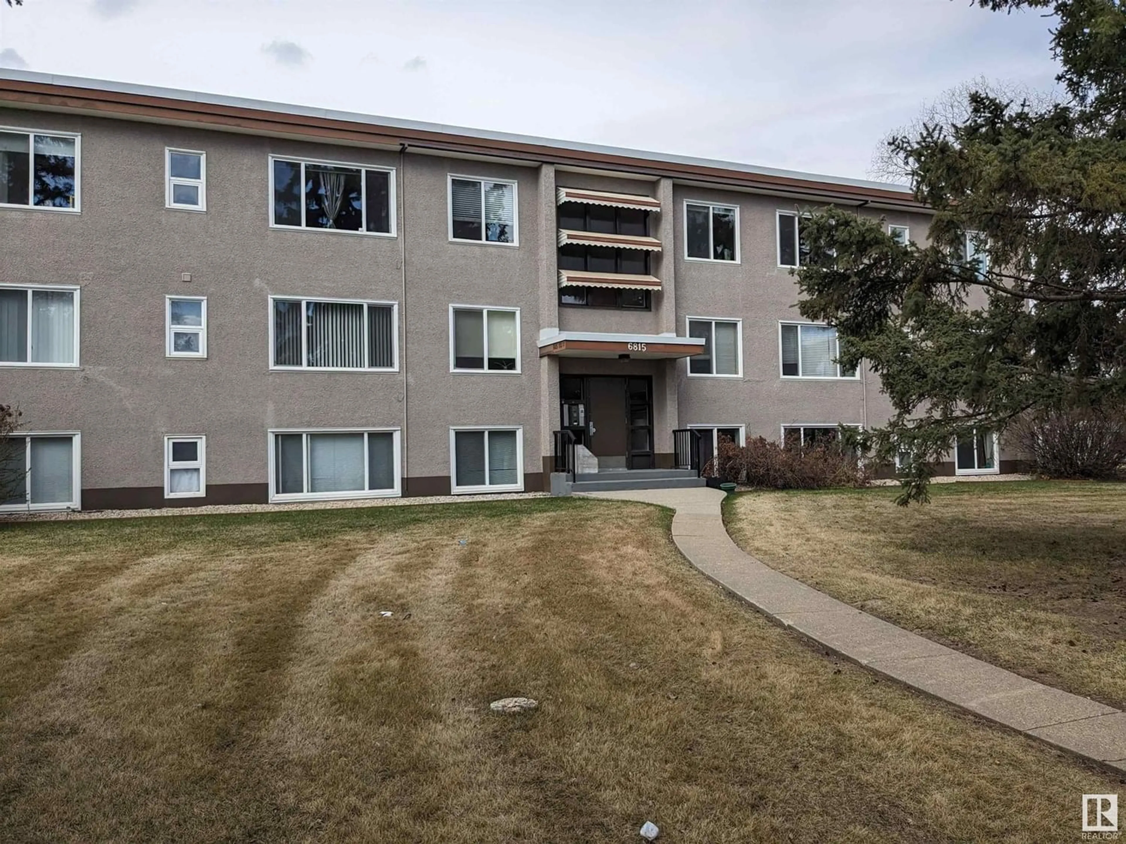A pic from exterior of the house or condo for #7 6815 112 ST NW, Edmonton Alberta T6H3K2