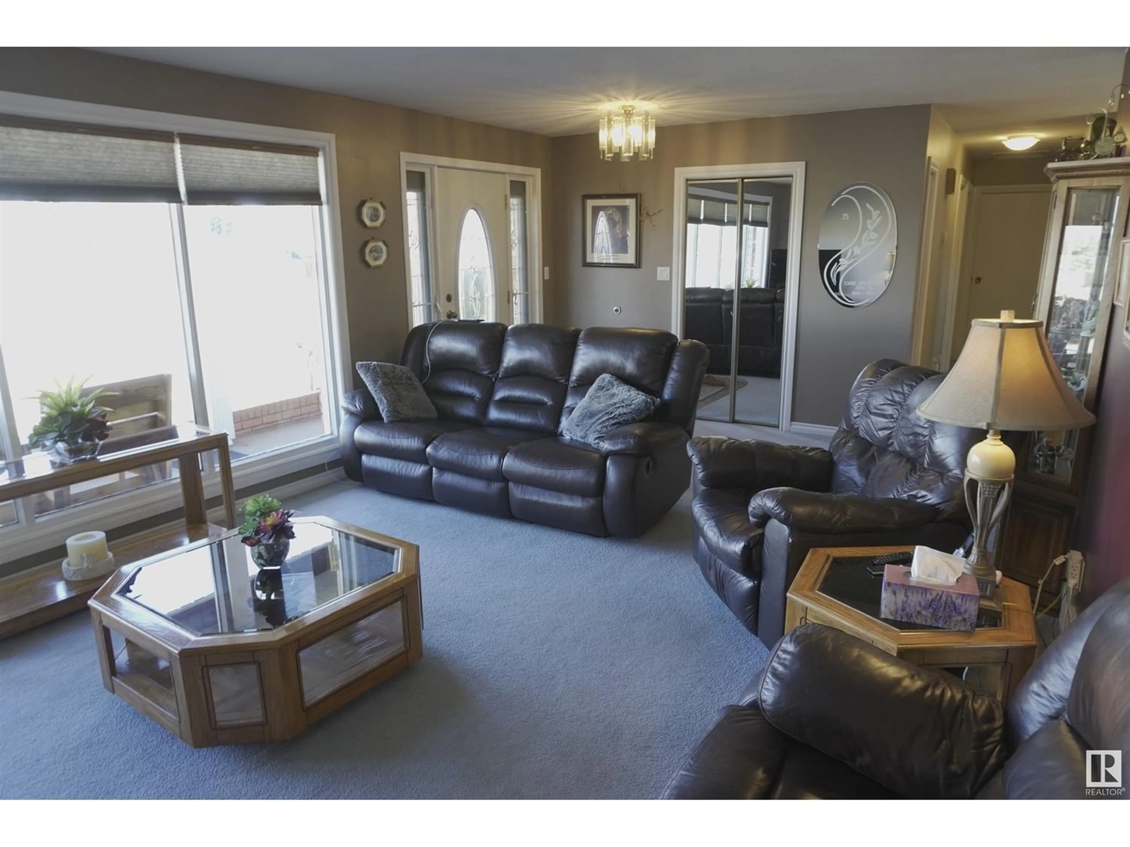 Living room for 5202 45B AV, Vegreville Alberta T9C1L5