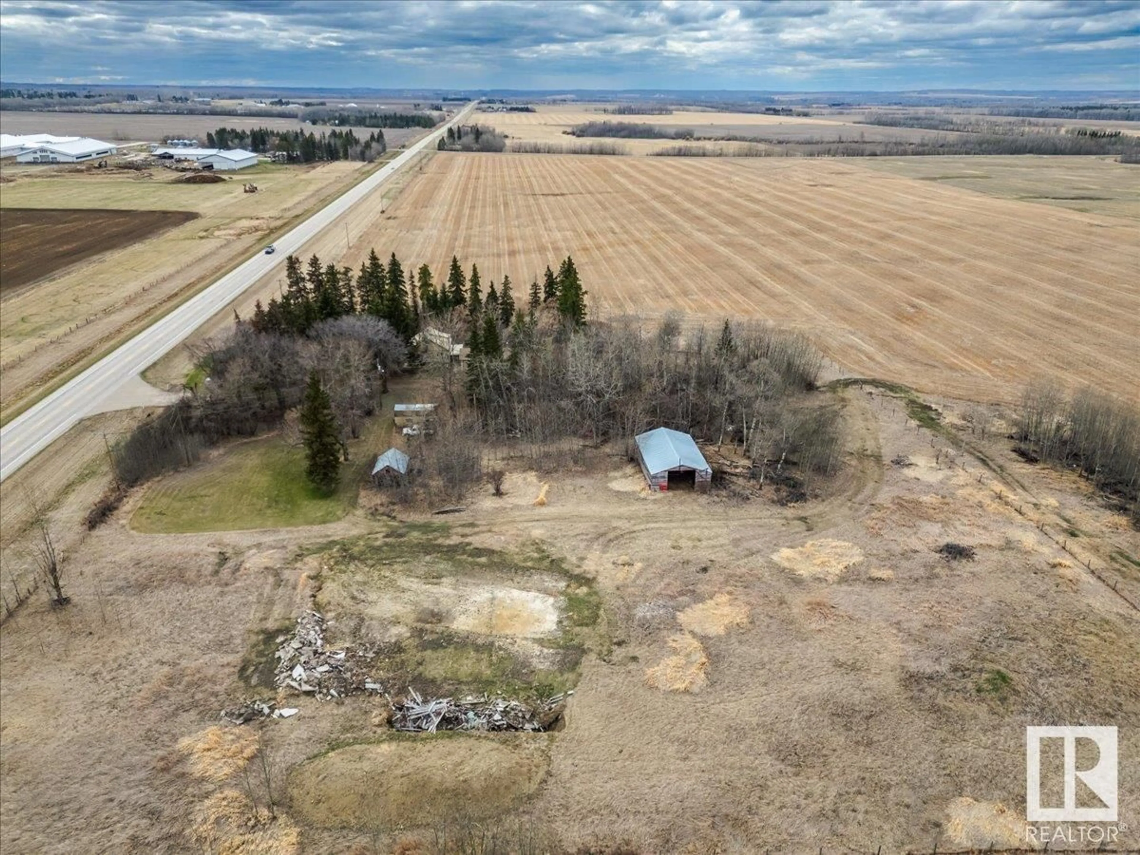 Shed for 2544 Hwy 39, Rural Leduc County Alberta T0C2T0