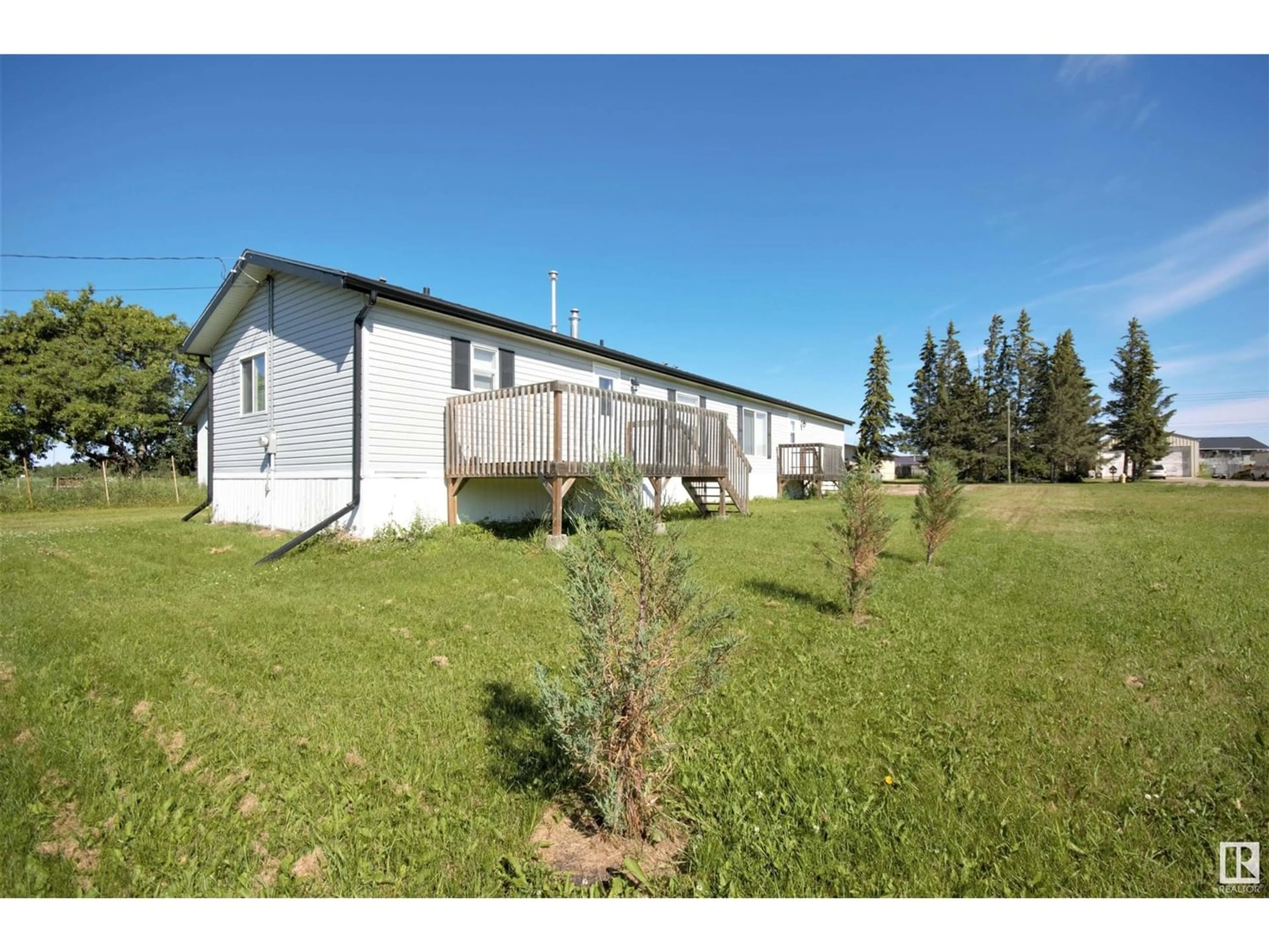 A pic from exterior of the house or condo for 5016 50 AV, Fort Kent Alberta T0A1H0