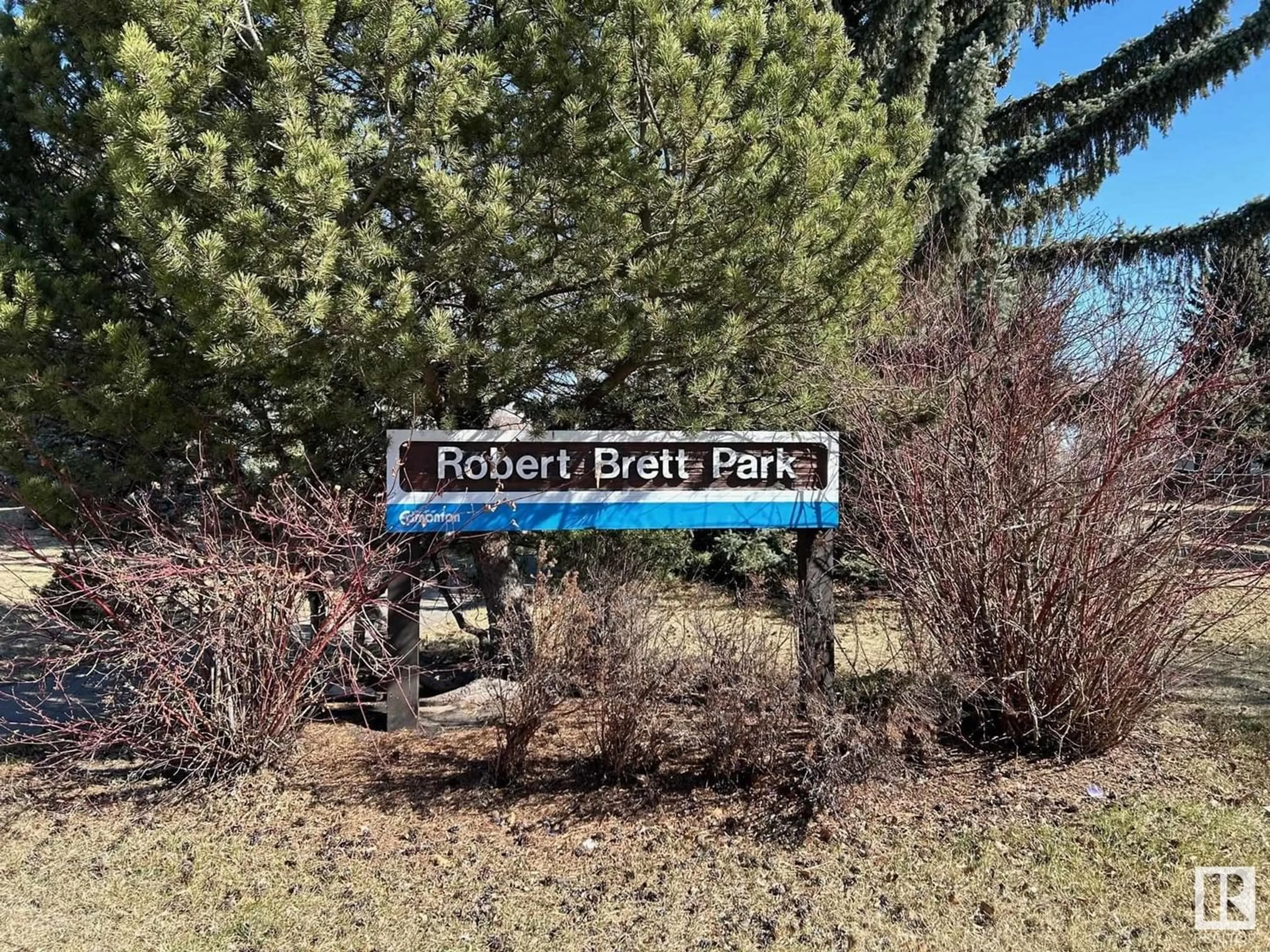 Street view for #4 13452 FORT RD NW, Edmonton Alberta T5A1C5