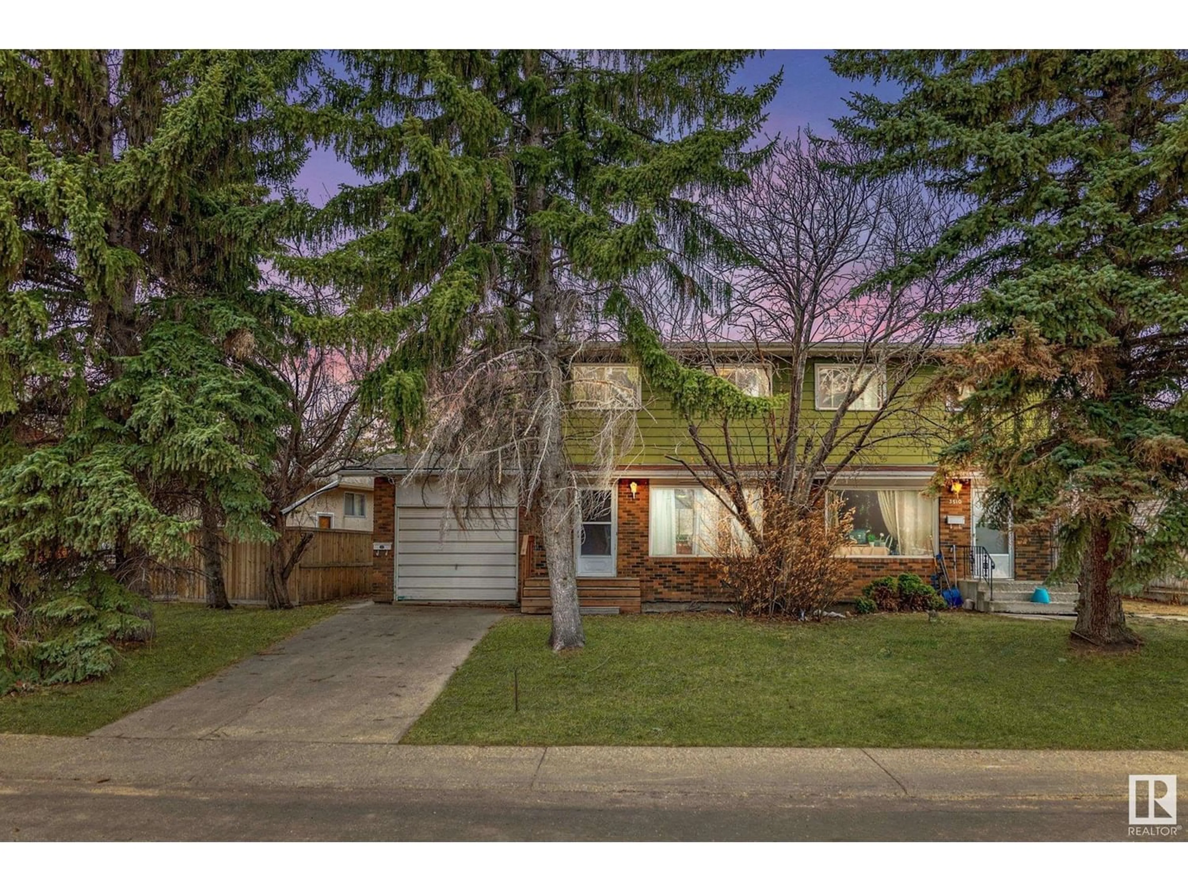 Frontside or backside of a home for 3508 78 ST NW, Edmonton Alberta T6K0E9