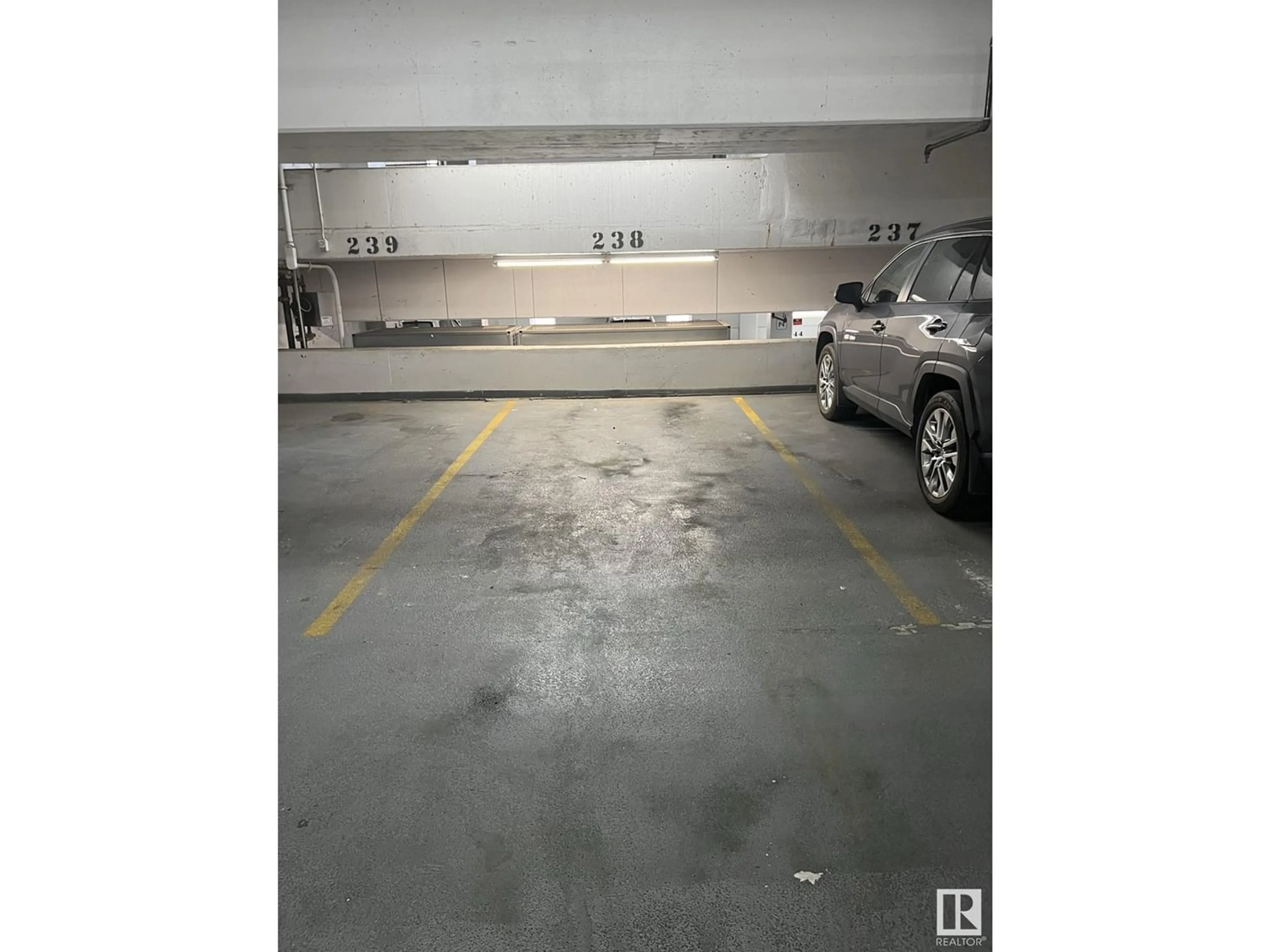Parking for 10238 103 ST NW, Edmonton Alberta T5J0G6