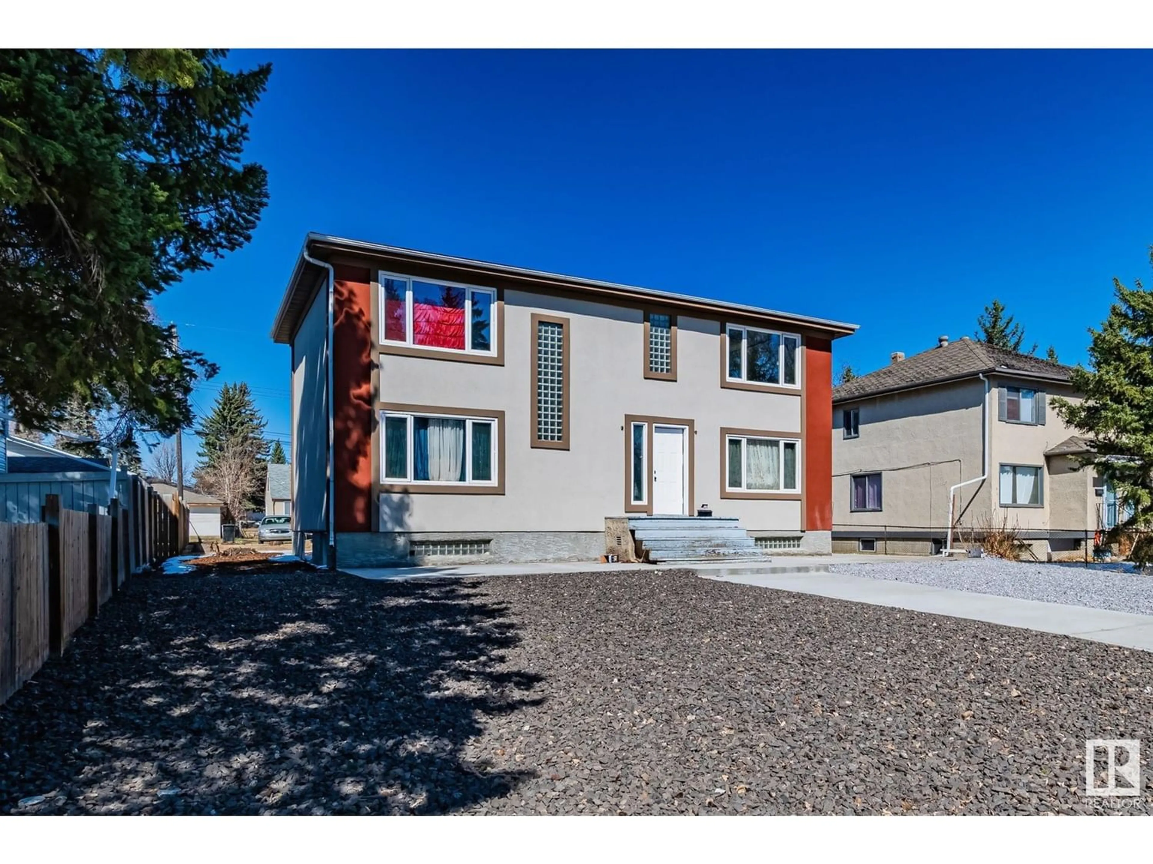 Frontside or backside of a home for 11306 109A AV NW, Edmonton Alberta T5H1G8