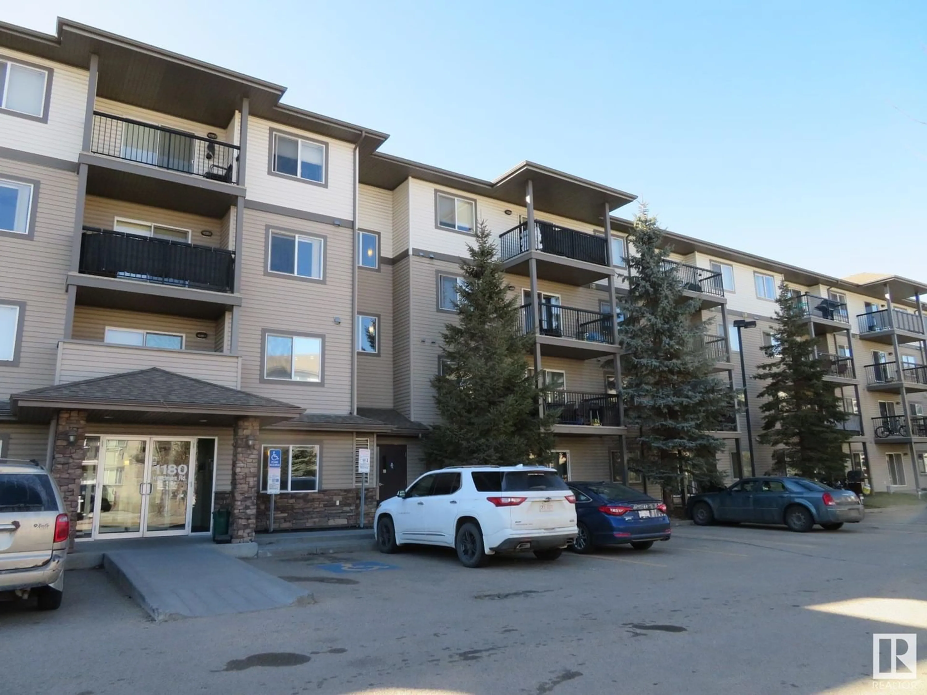 A pic from exterior of the house or condo for #426 1180 HYNDMAN RD NW, Edmonton Alberta T5A0P8