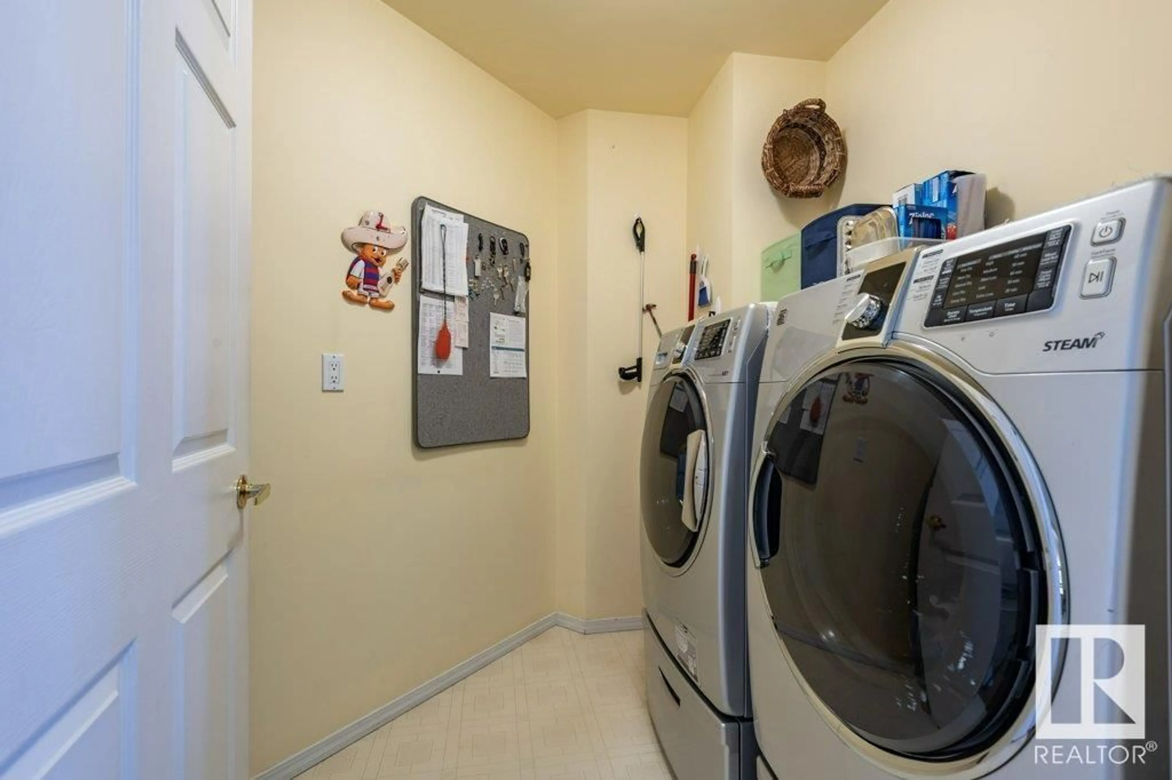 Laundry room for #26 65 Cranford DR, Sherwood Park Alberta T8H1W5