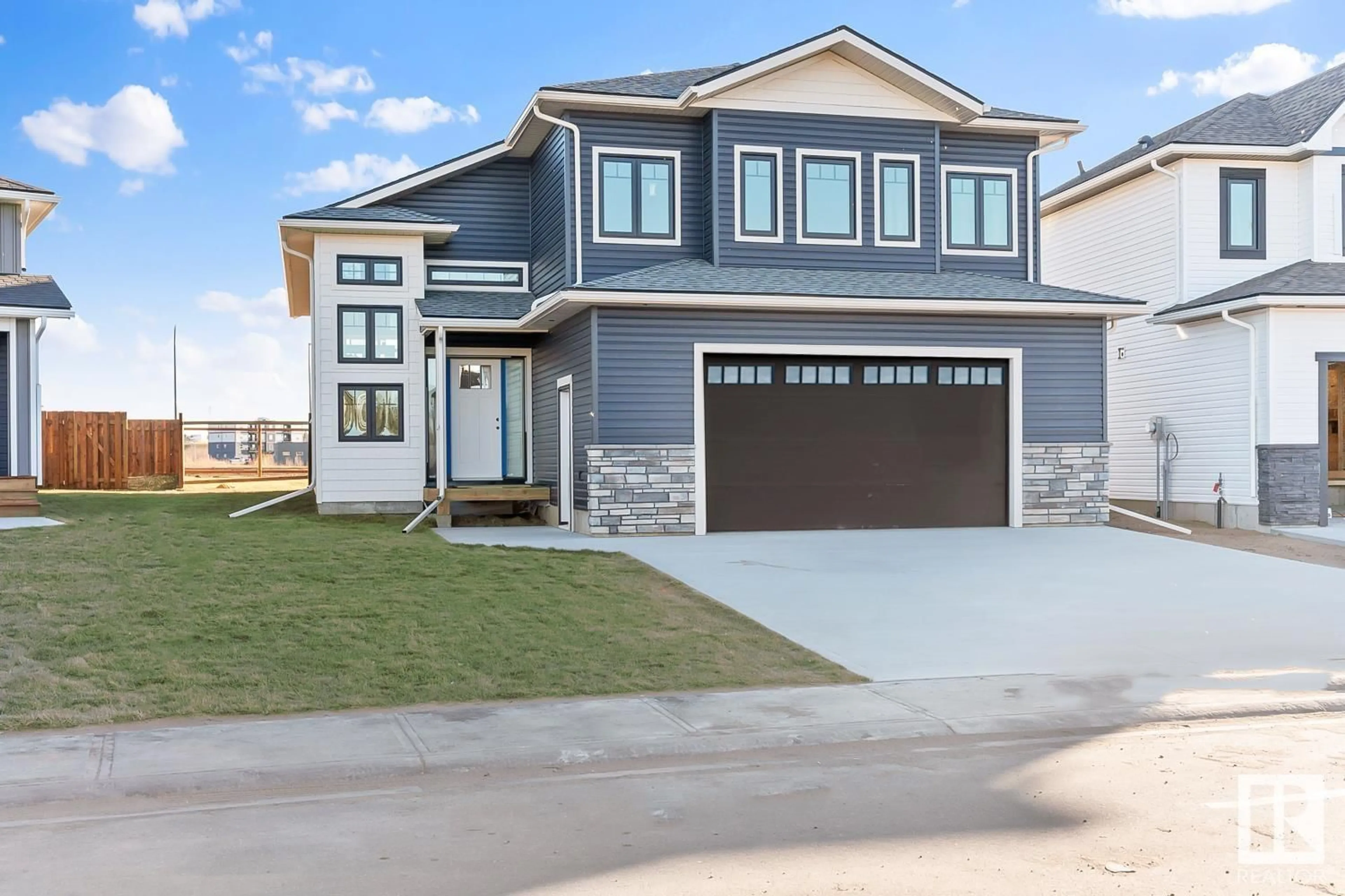 Frontside or backside of a home for 317 Waterton WY, Cold Lake Alberta T9M0L4