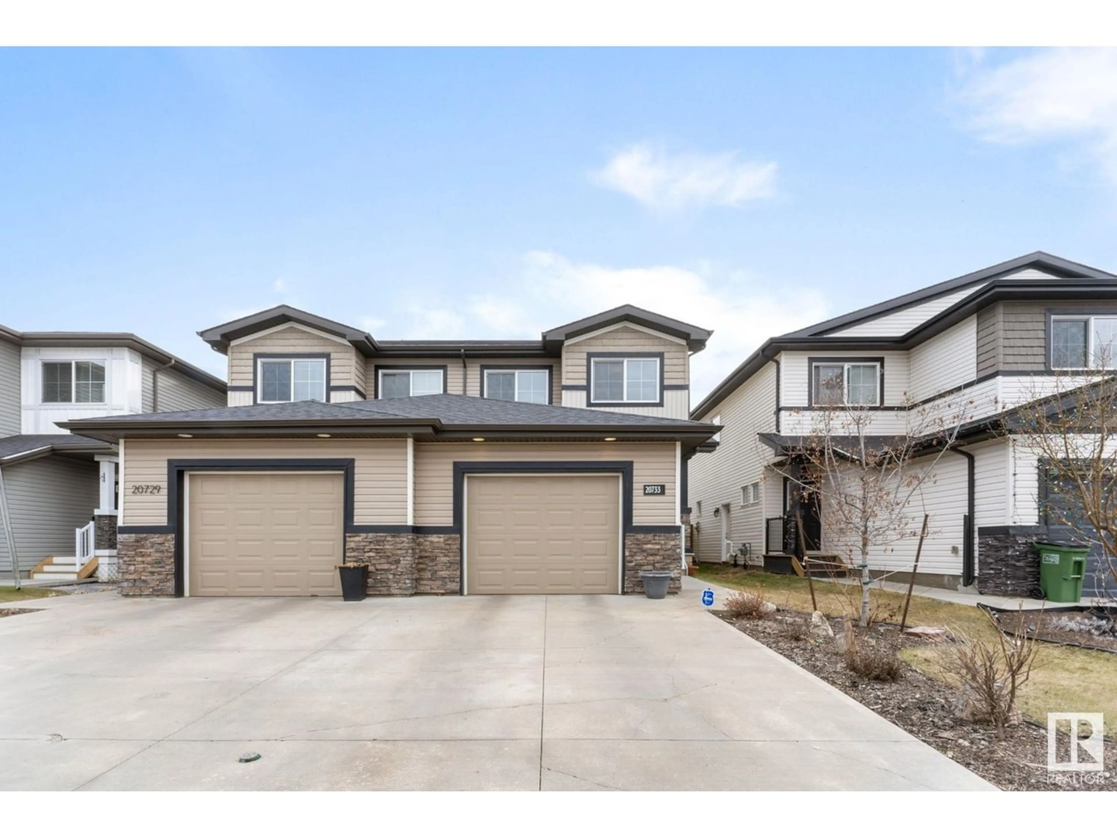 A pic from exterior of the house or condo for 20733 99A AV NW, Edmonton Alberta T5T7G4