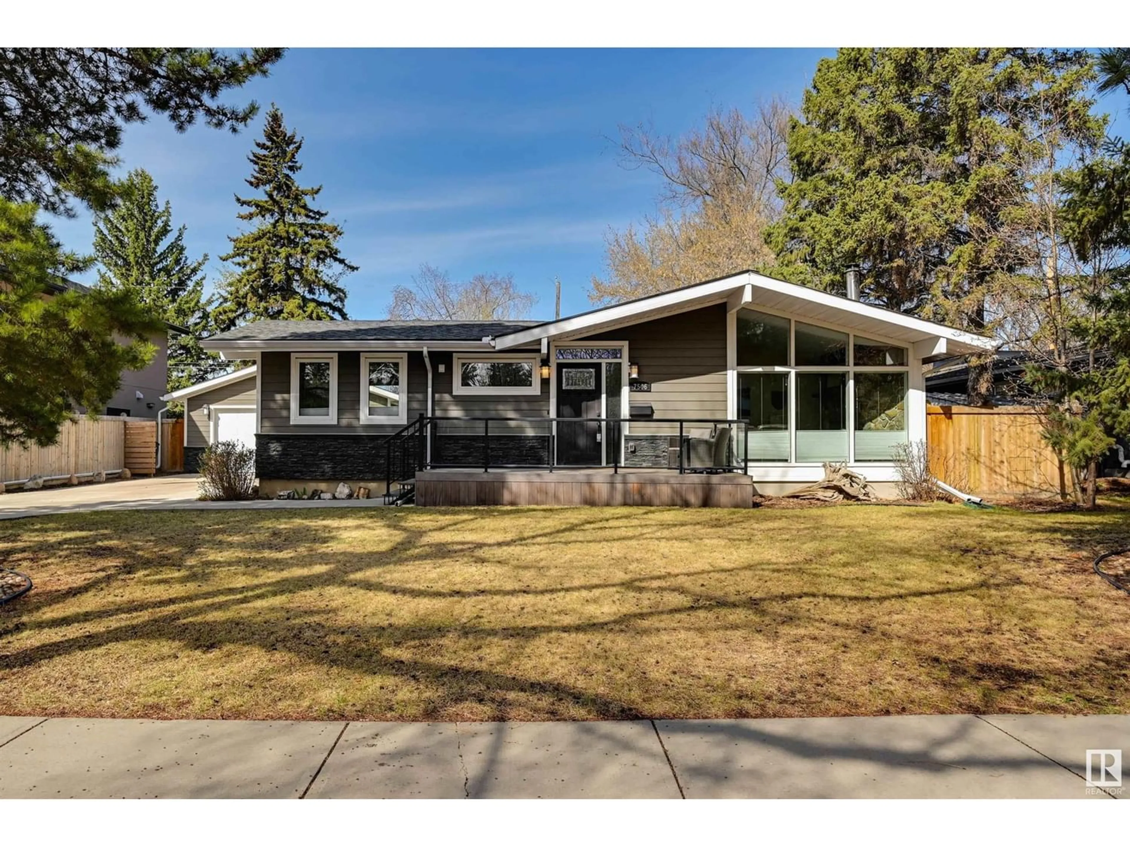Frontside or backside of a home for 7506 149 ST NW, Edmonton Alberta T5R1A8