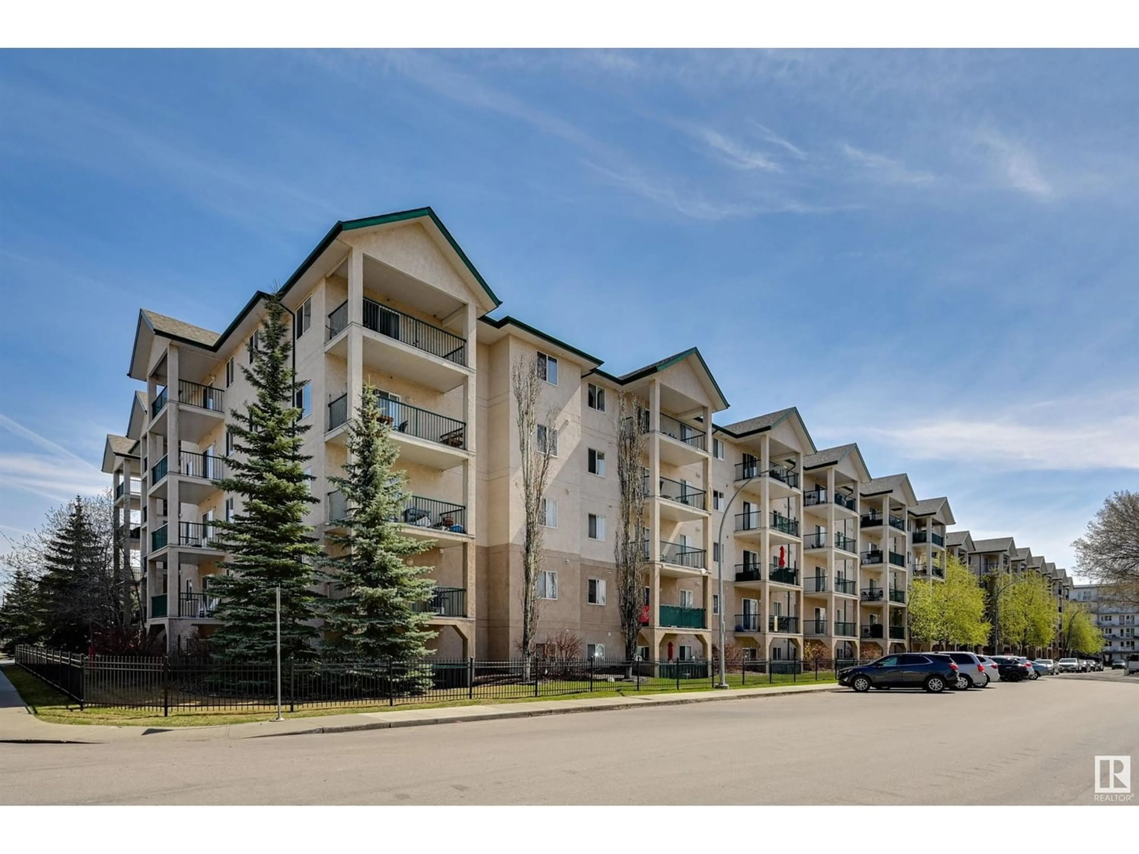 A pic from exterior of the house or condo for #215 11325 83 ST NW, Edmonton Alberta T5B4W5