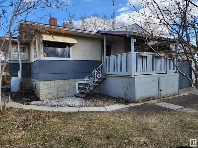 W - 125 1ST ST, Derwent 2