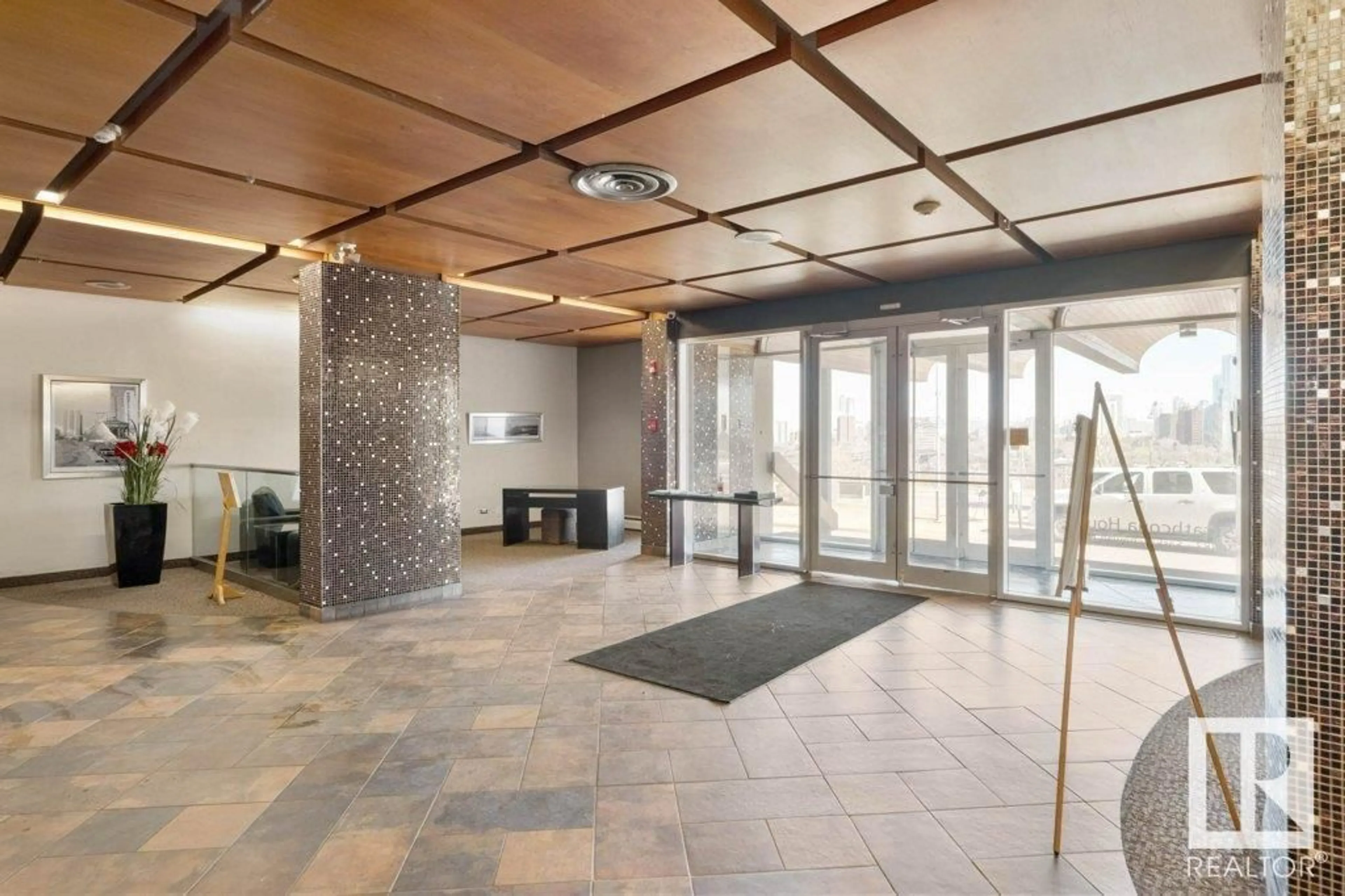 Indoor lobby for #1601 10883 SASKATCHEWAN DR NW, Edmonton Alberta T6E4S6