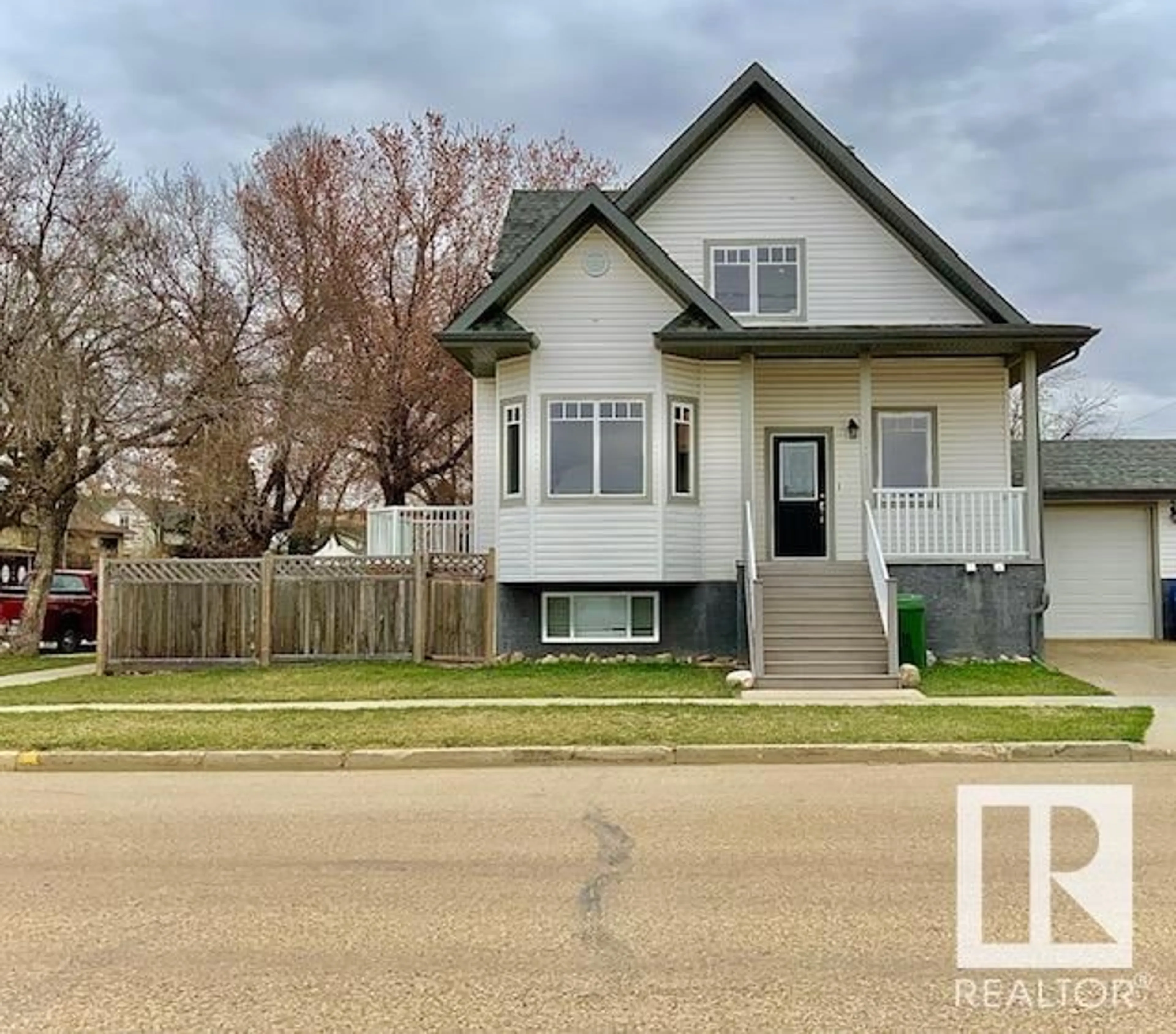 Frontside or backside of a home for 4811 48 ST, Wetaskiwin Alberta T9A2H9