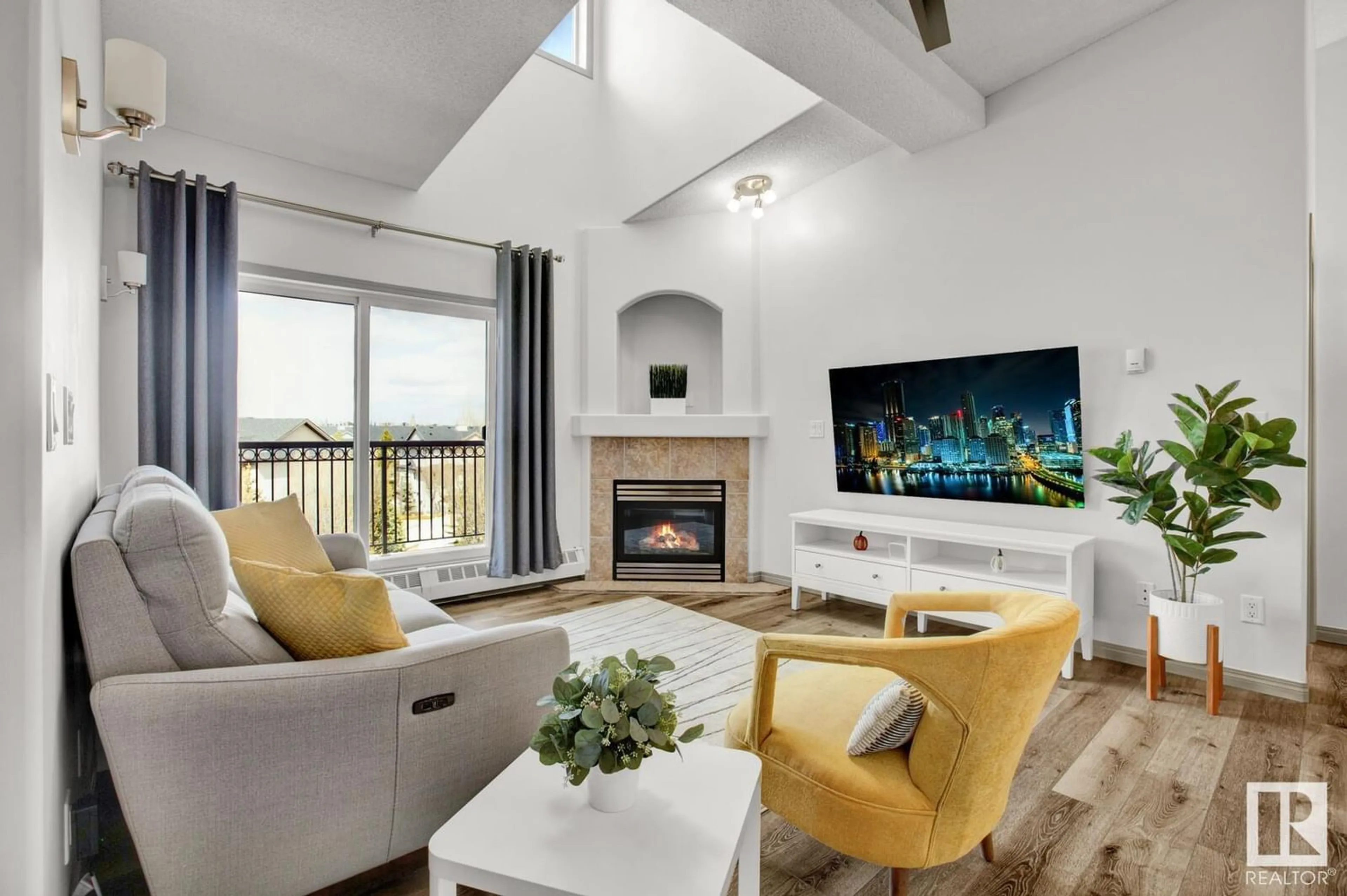 Living room for #411 5280 TERWILLEGAR BV NW, Edmonton Alberta T6R3T9