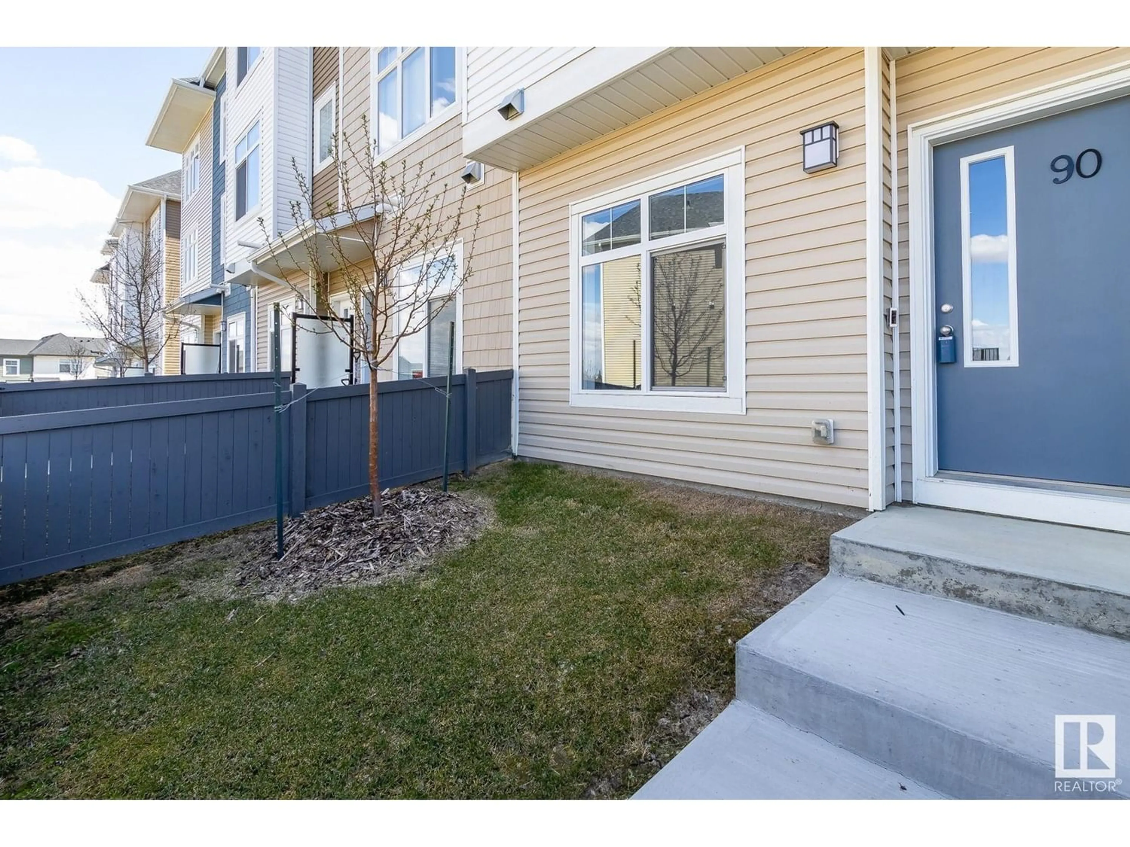 A pic from exterior of the house or condo for #90 600 BELLEROSE DR, St. Albert Alberta T8N7T5