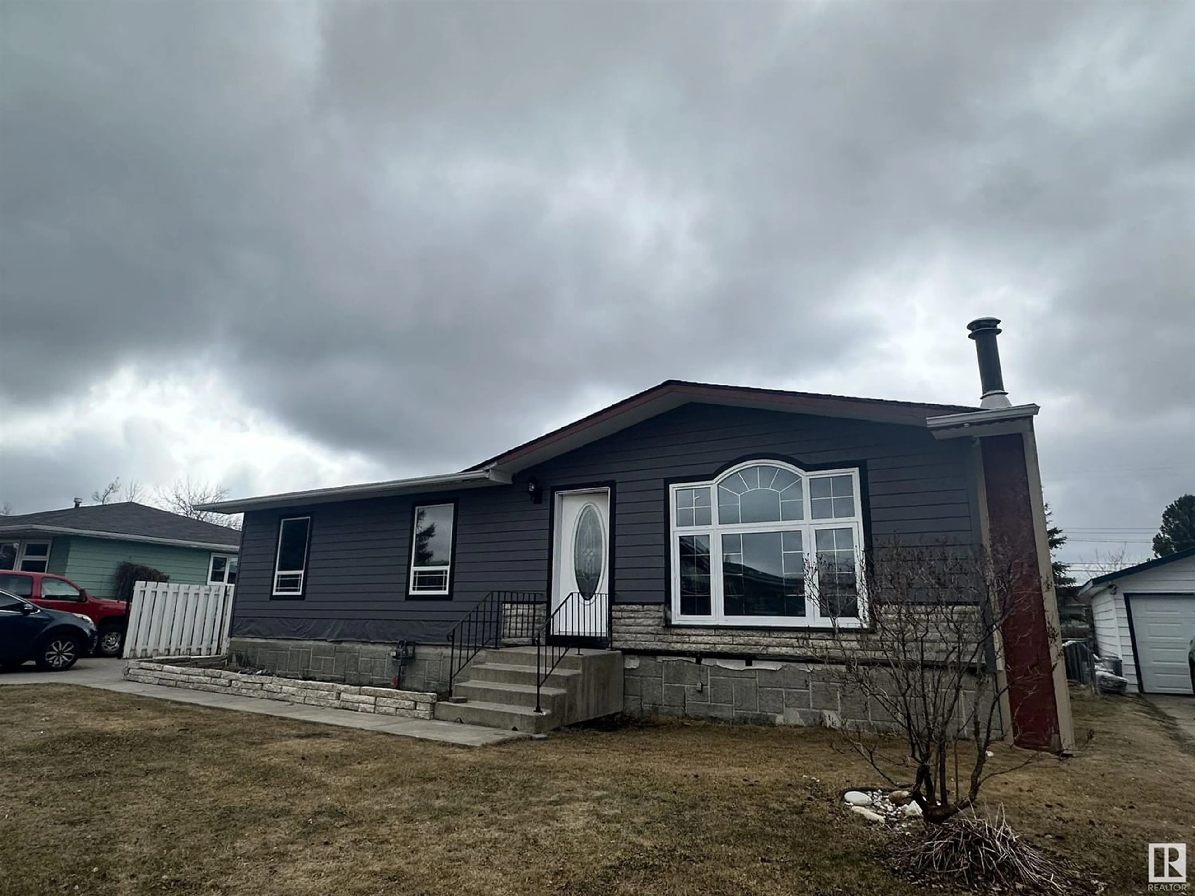 Frontside or backside of a home for 27 CENTENIAL CR, Swan Hills Alberta T0G2C0