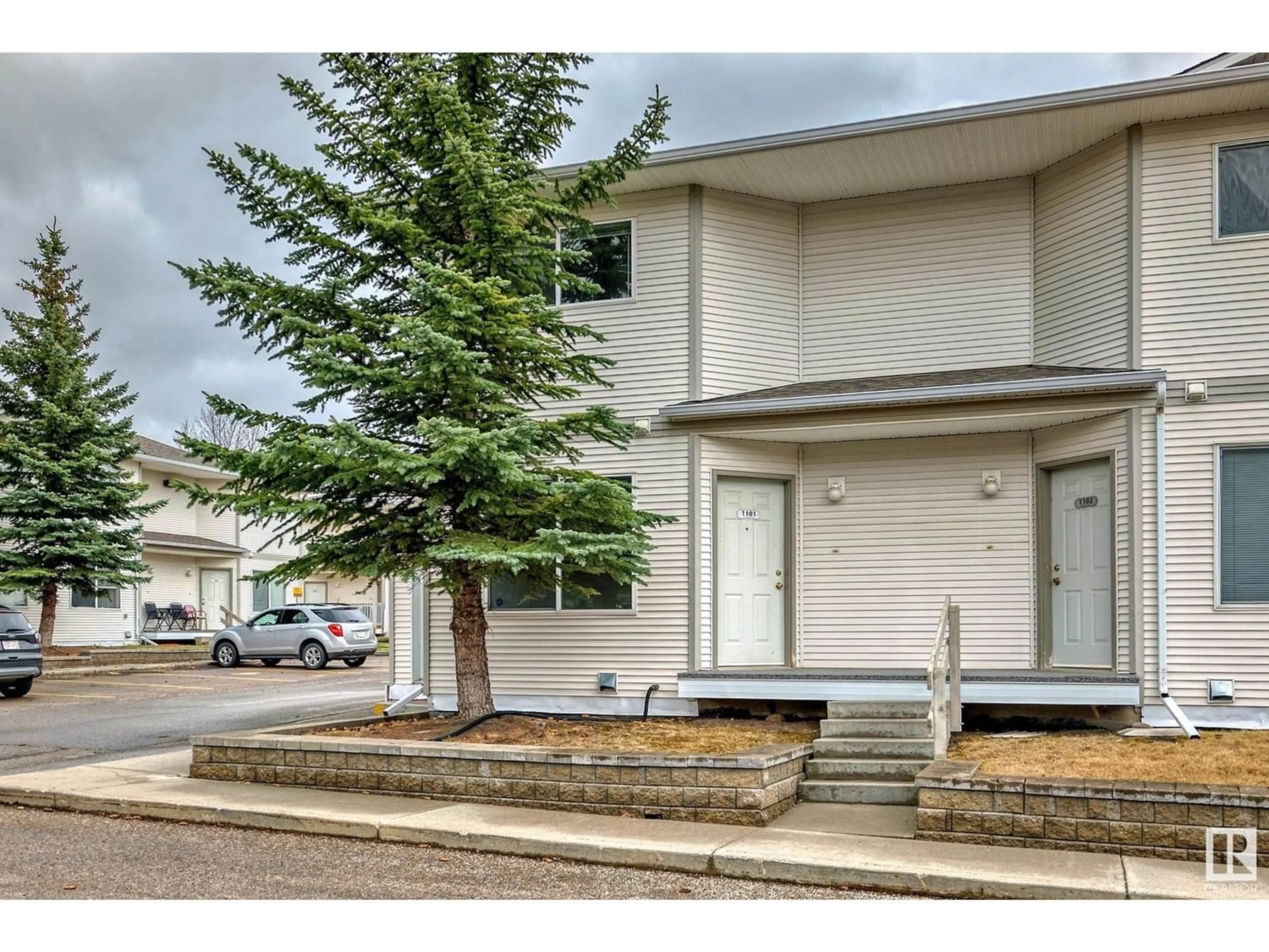 A pic from exterior of the house or condo for #1101 610 KING ST, Spruce Grove Alberta T7X4J9