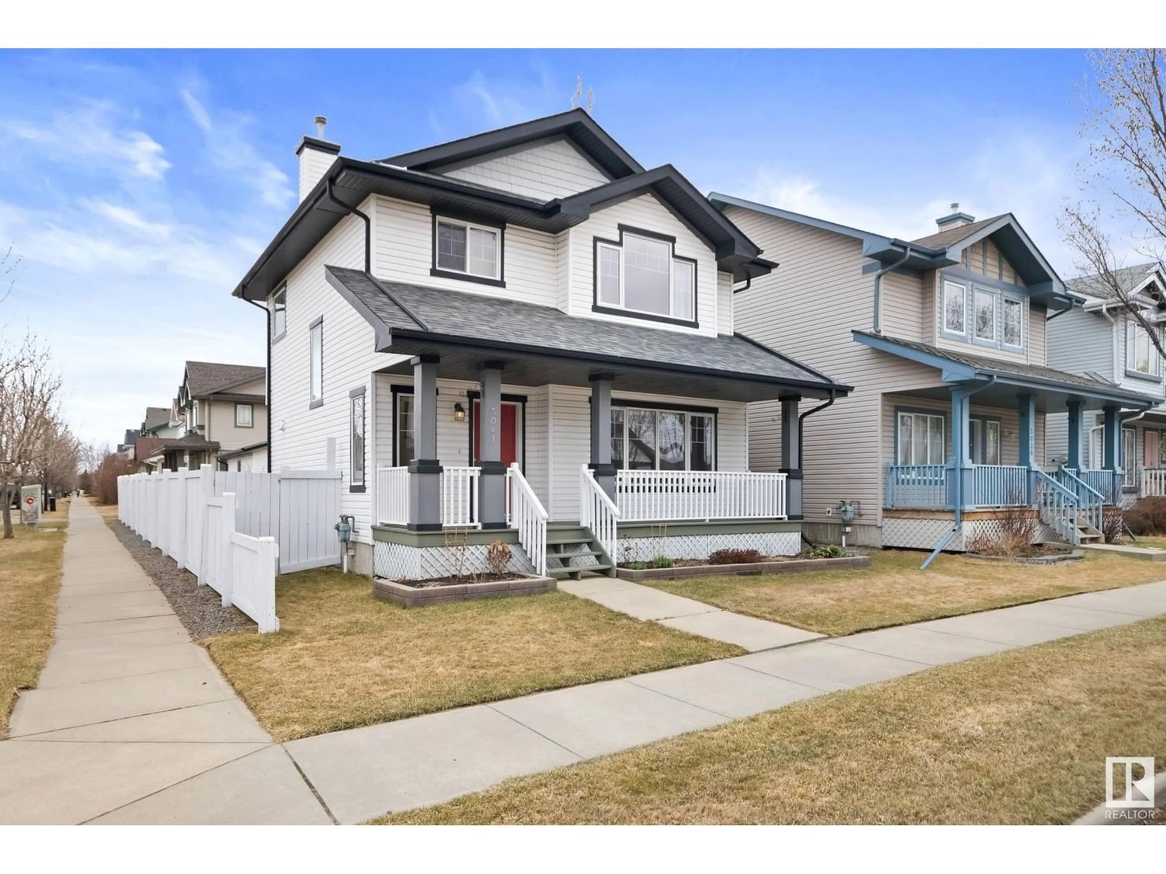 Frontside or backside of a home for 5041 Thibault Way NW, Edmonton Alberta T6R3H9