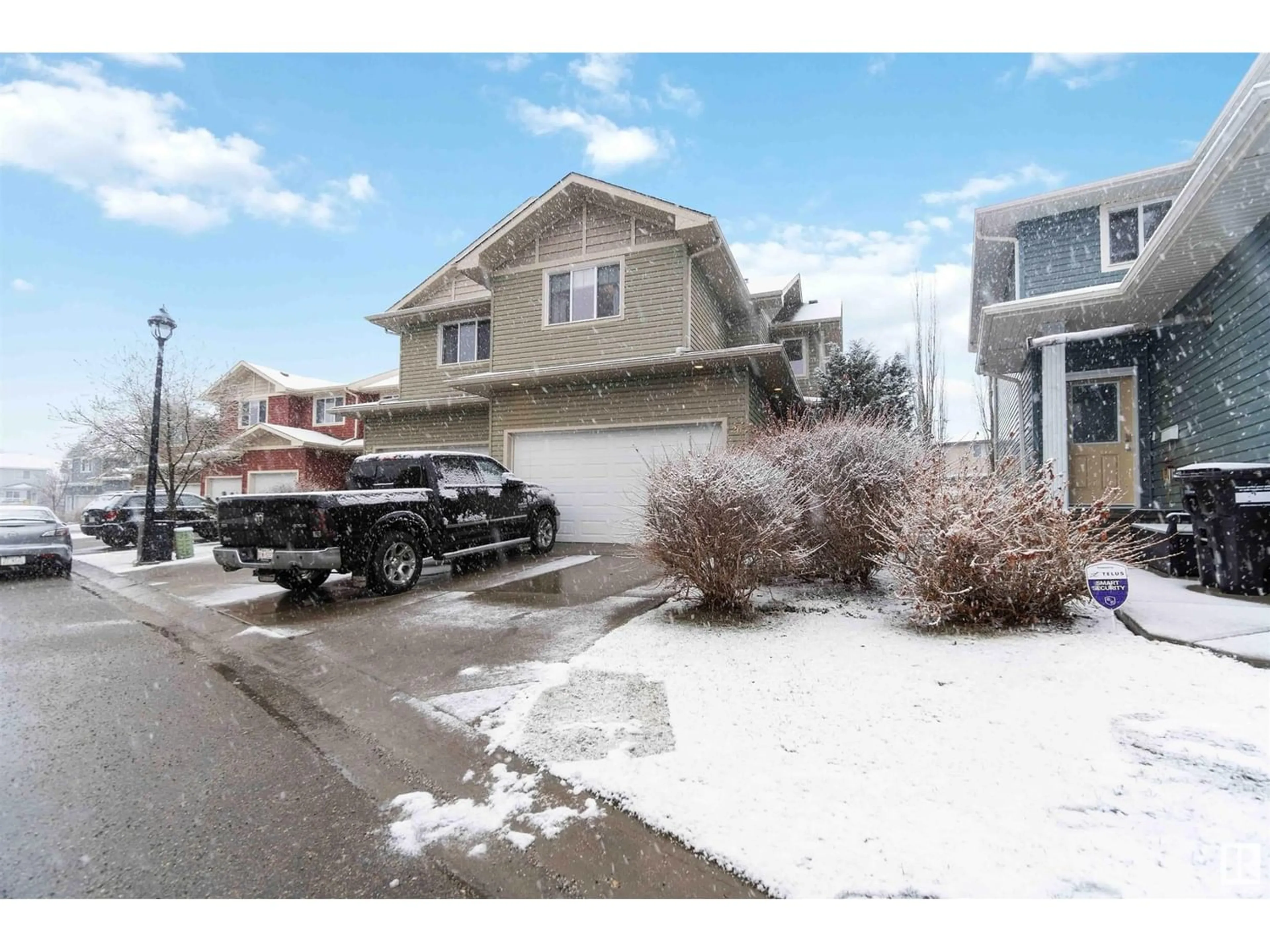 A pic from exterior of the house or condo for #26 735 85 ST SW, Edmonton Alberta T6X0K5