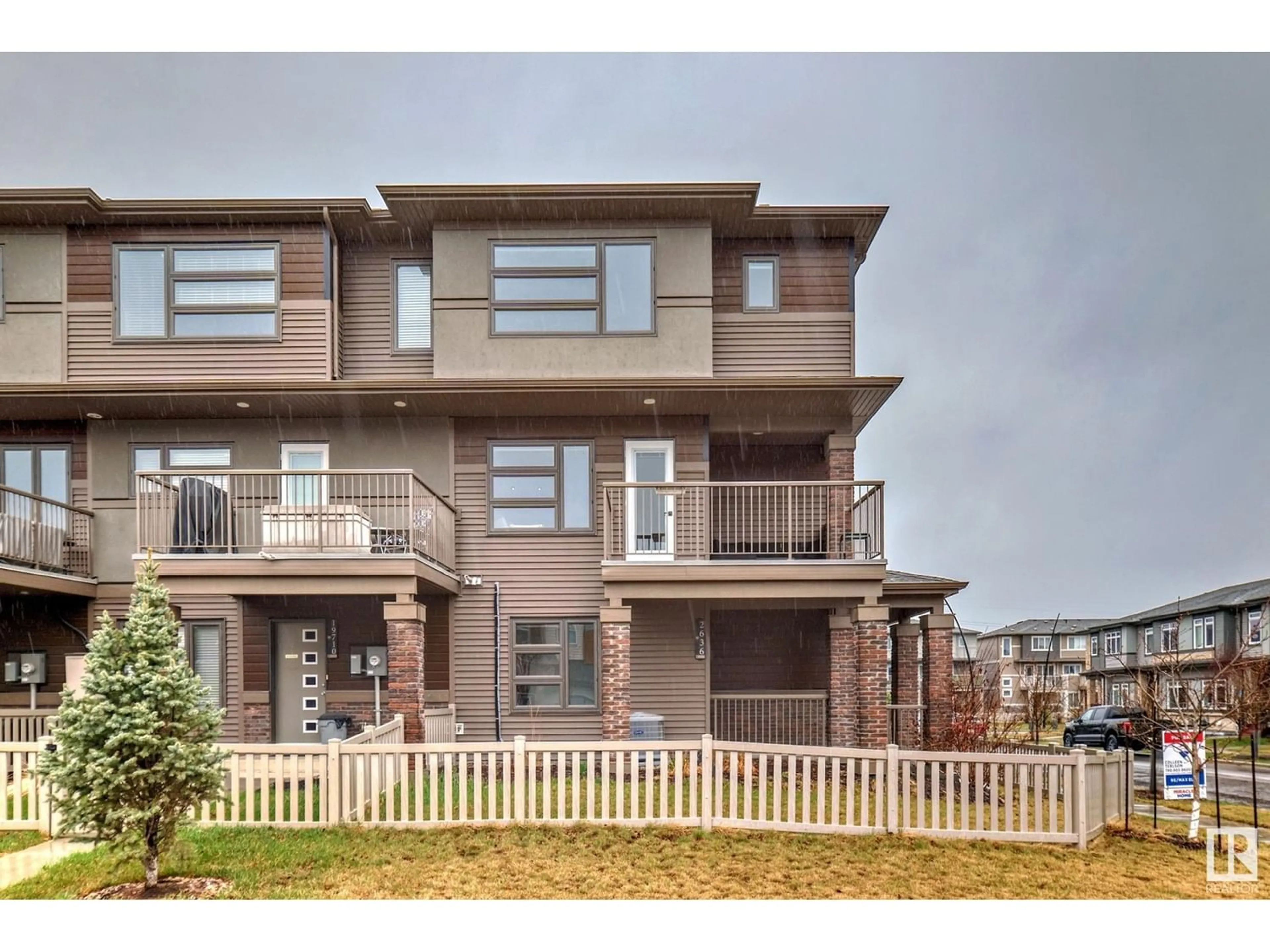 A pic from exterior of the house or condo for 2636 197 ST NW, Edmonton Alberta T6M0X3