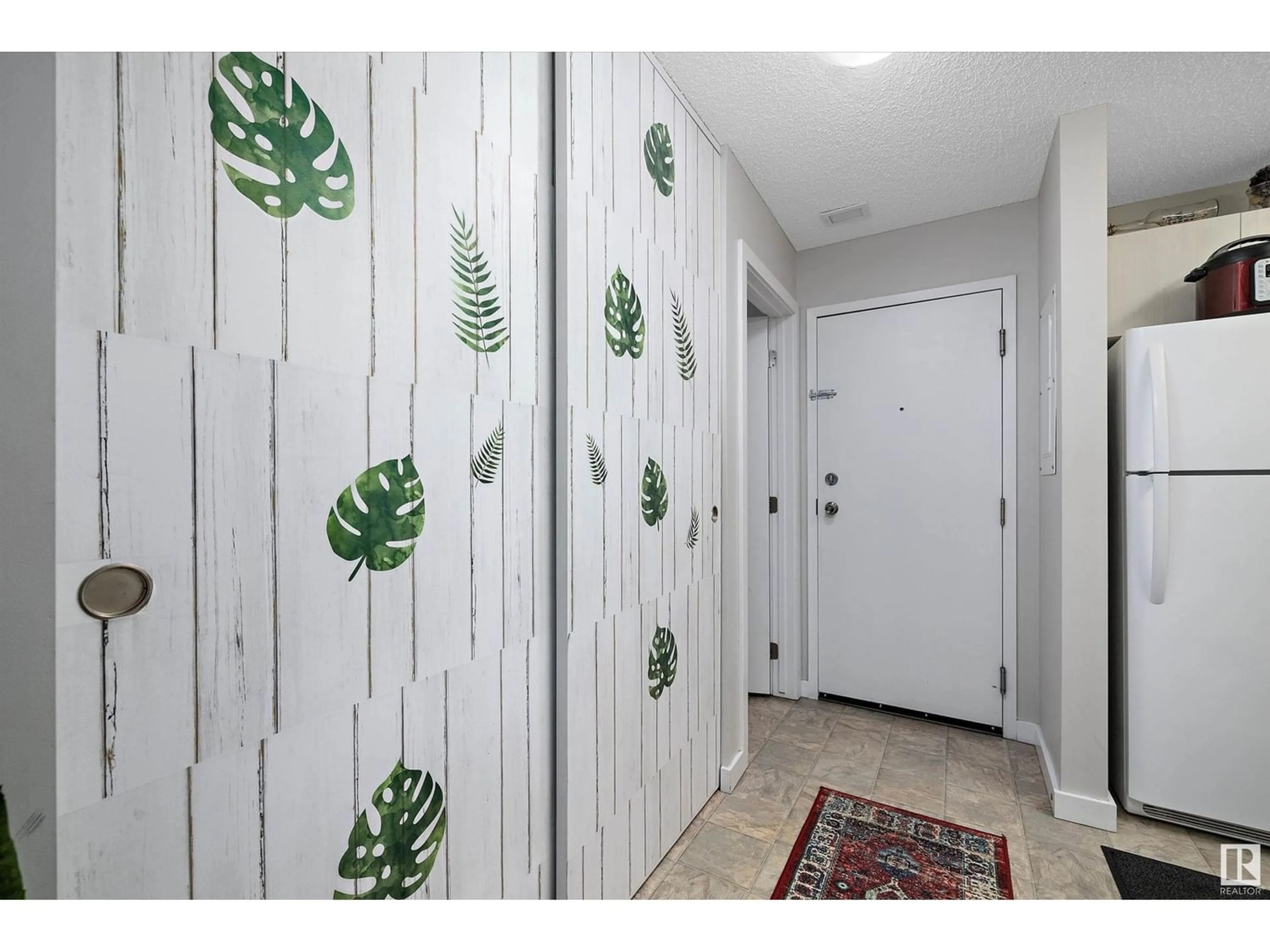 Indoor entryway for #302 14808 26 ST NW, Edmonton Alberta T5Y2G4