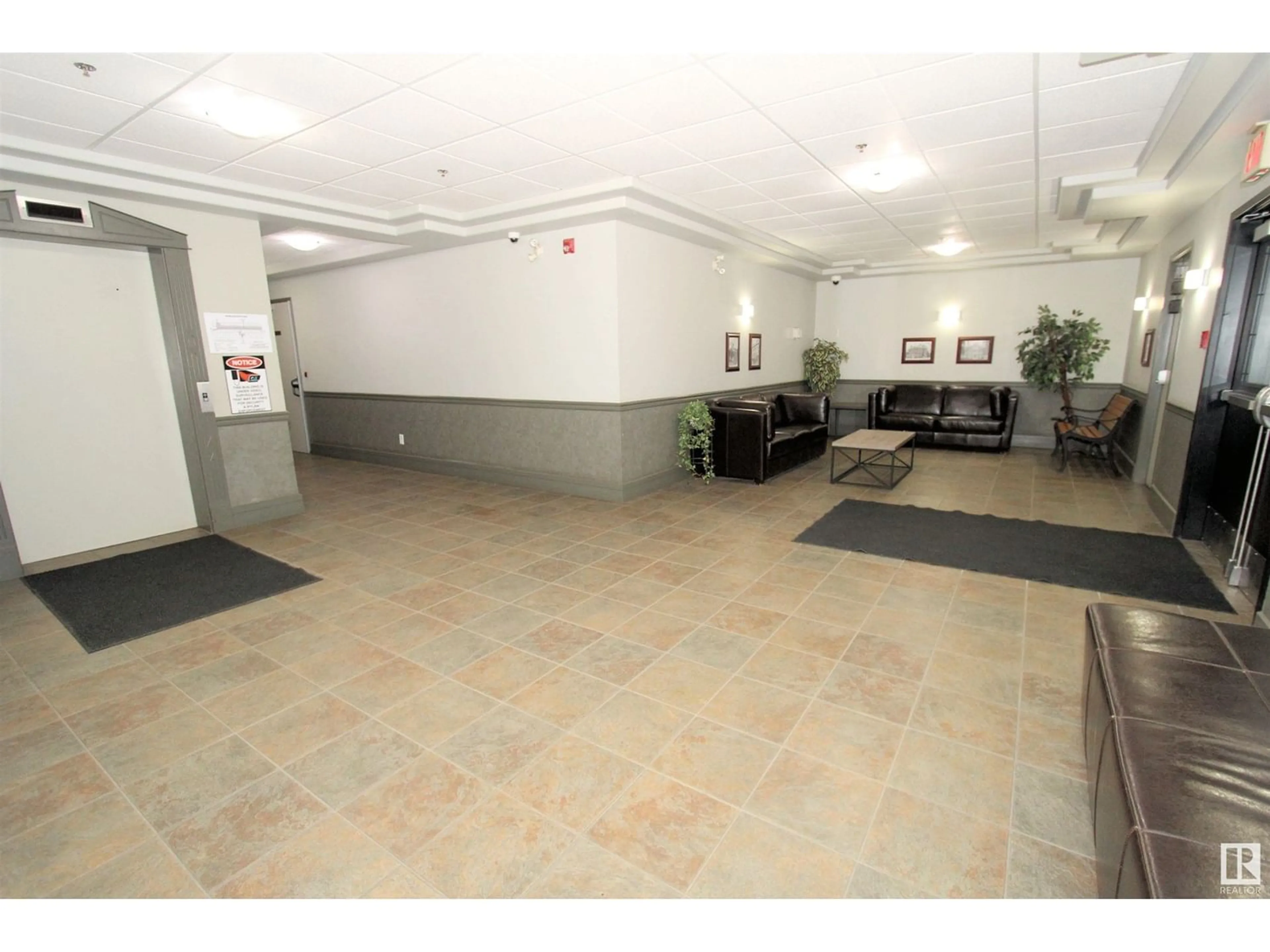 Other indoor space for #311 10116 80 AV NW, Edmonton Alberta T6E6V7