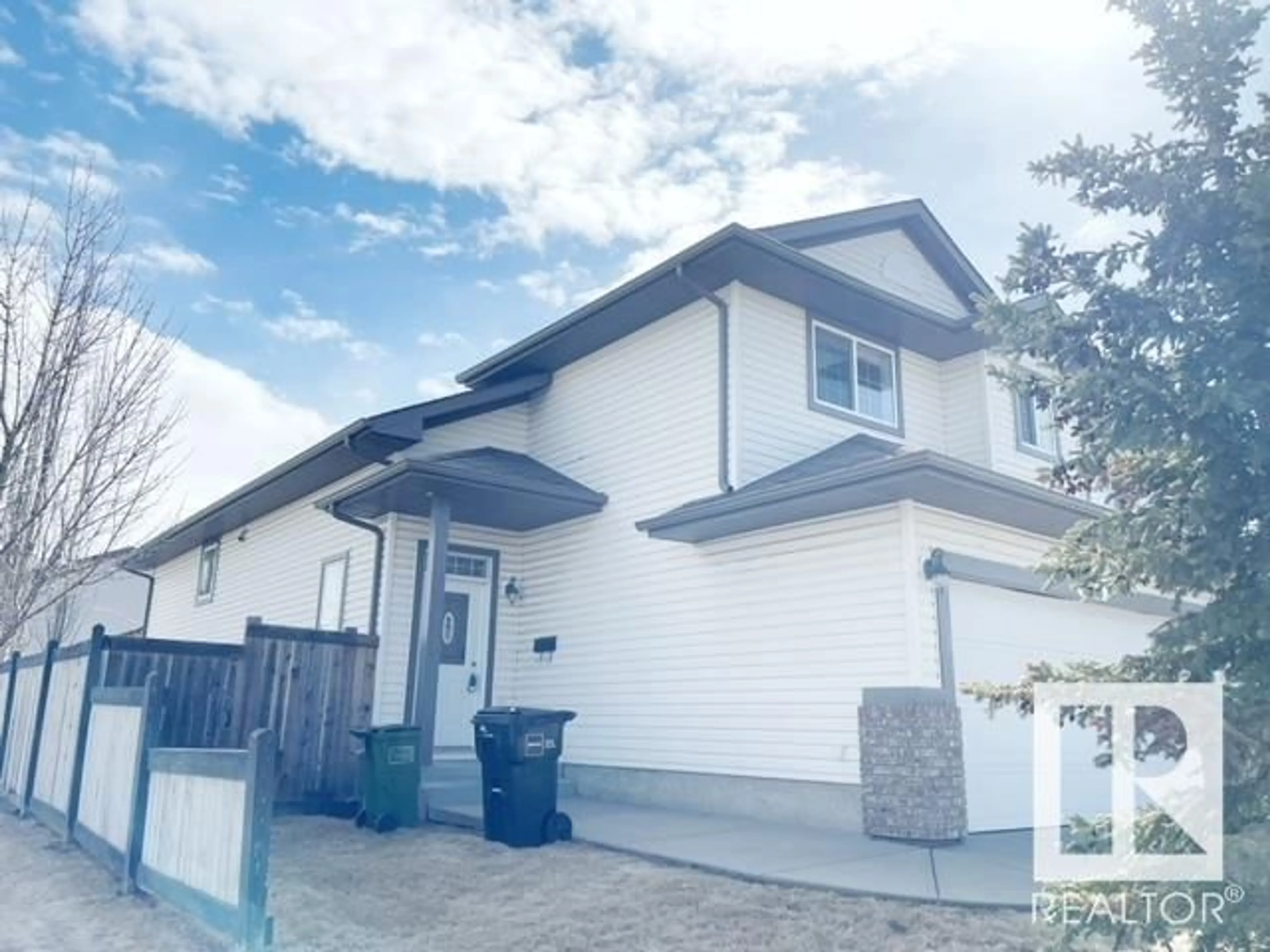 Frontside or backside of a home for 16133 130A ST NW, Edmonton Alberta T6V1V8