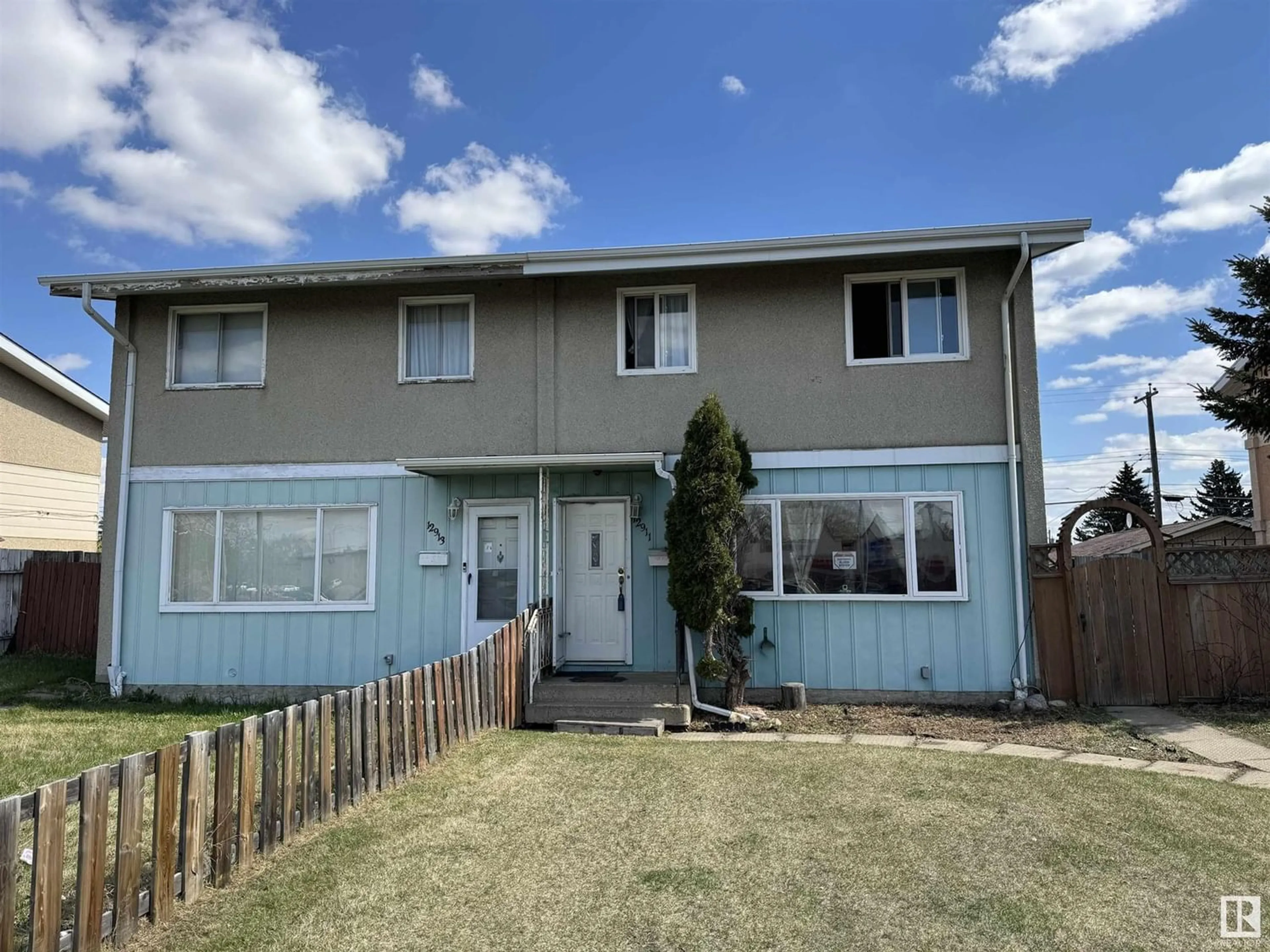 A pic from exterior of the house or condo for 12911 82 ST NW, Edmonton Alberta T5E2T3