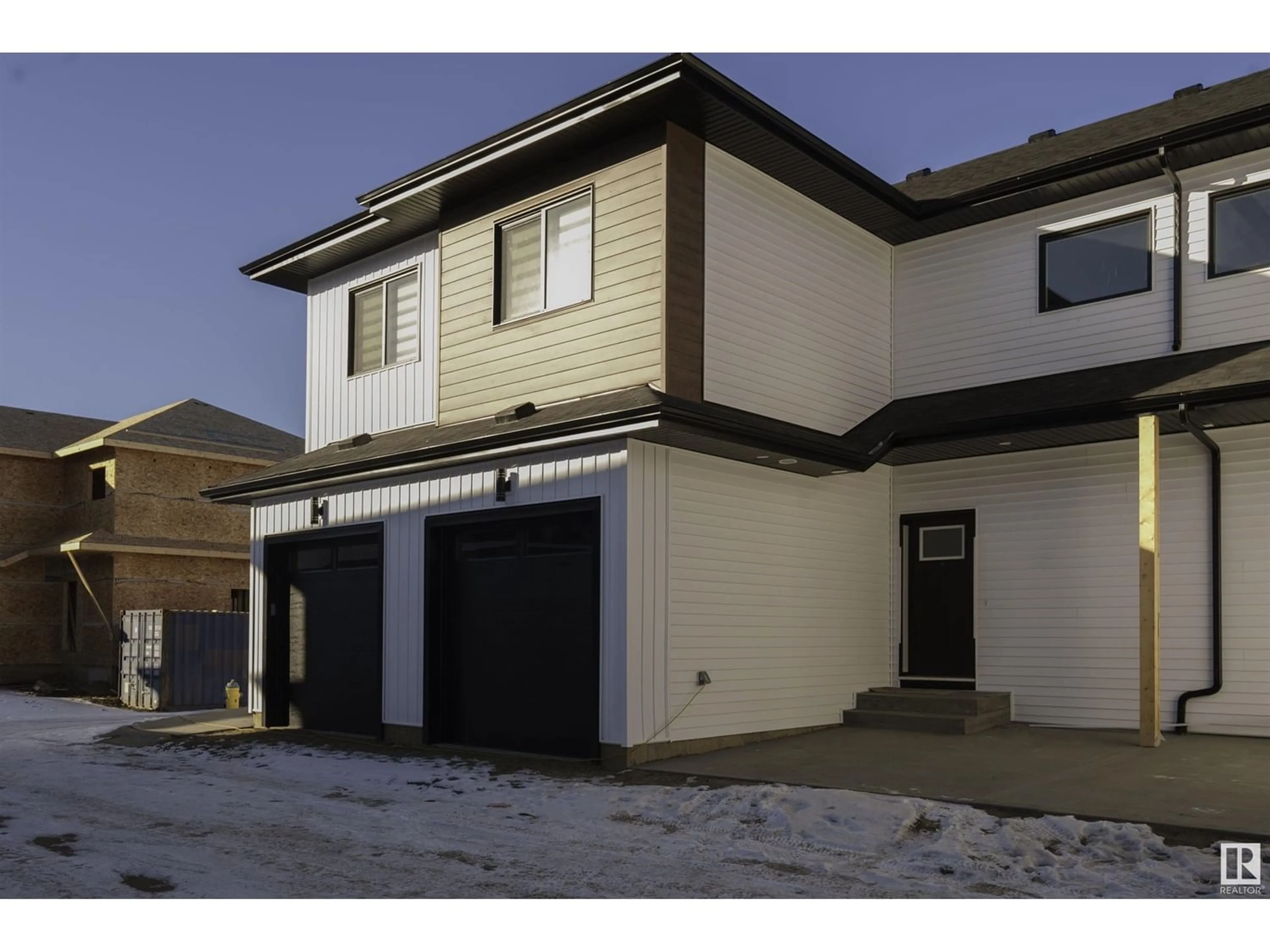 Frontside or backside of a home for #45 130 Hawks Ridge BV NW, Edmonton Alberta T5S0T2