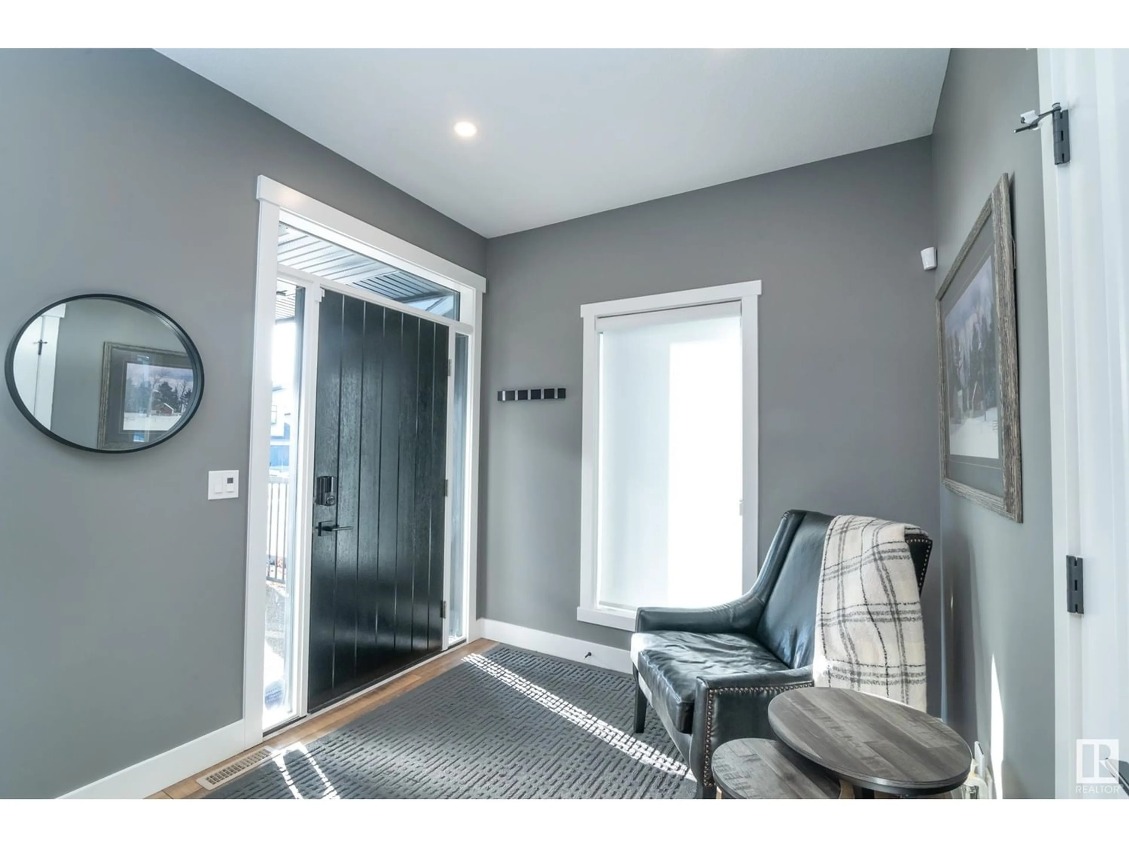 Indoor entryway for 54 AMESBURY WD, Sherwood Park Alberta T8B0C2