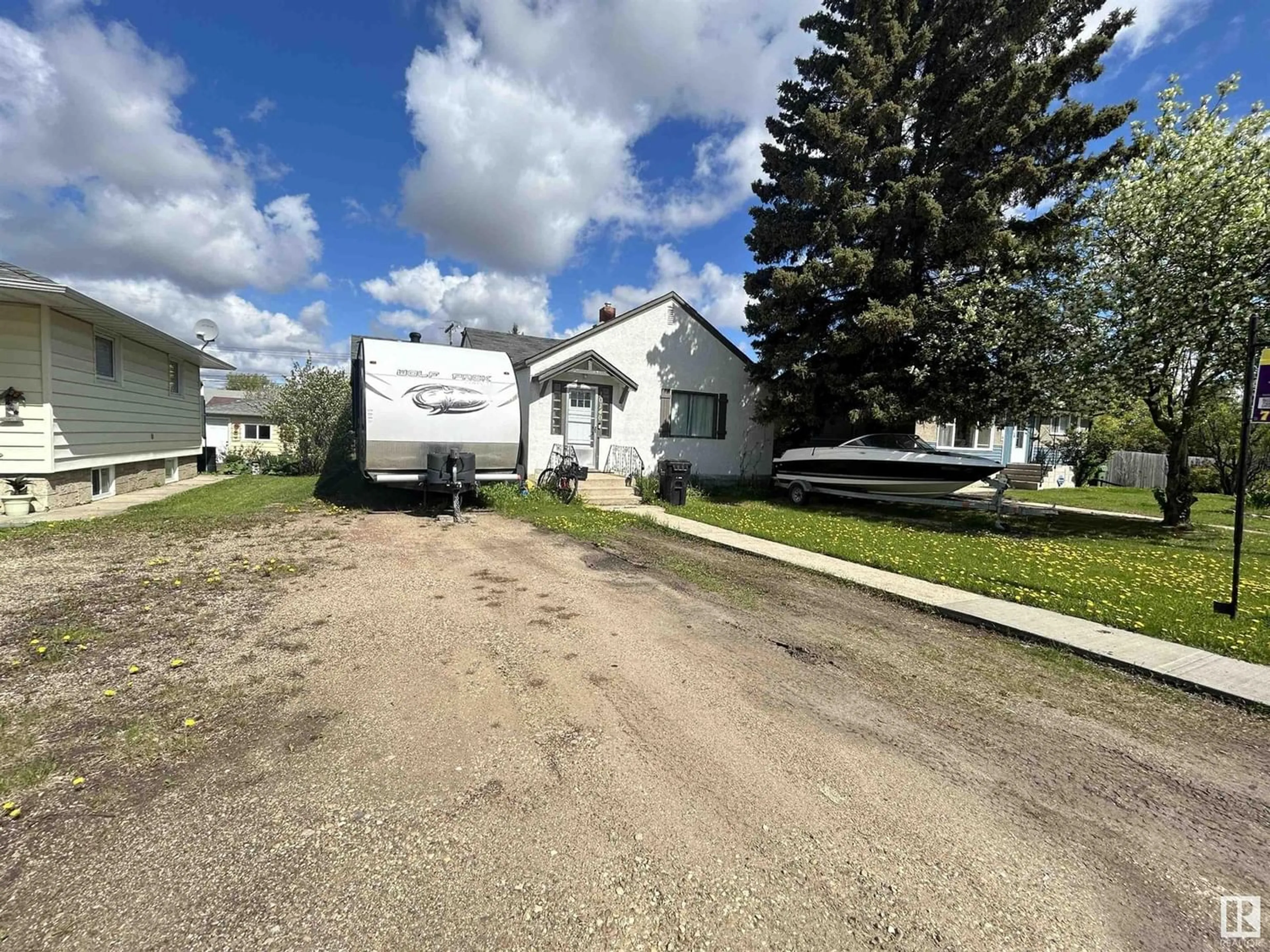 A pic from exterior of the house or condo for 10140 105 ST, Westlock Alberta T7P1V8