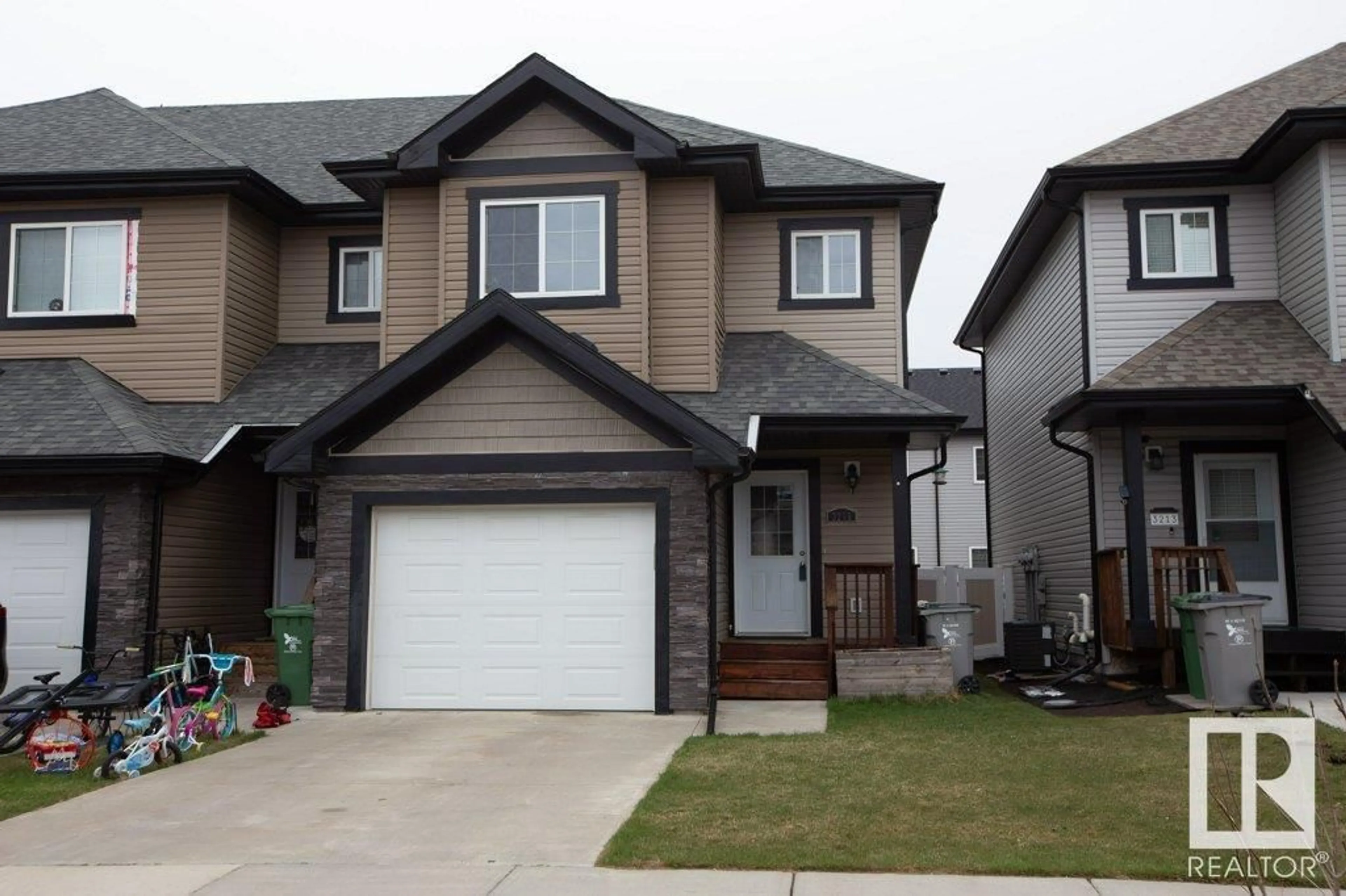 Frontside or backside of a home for 3215 67 St, Beaumont Alberta T4X0W7
