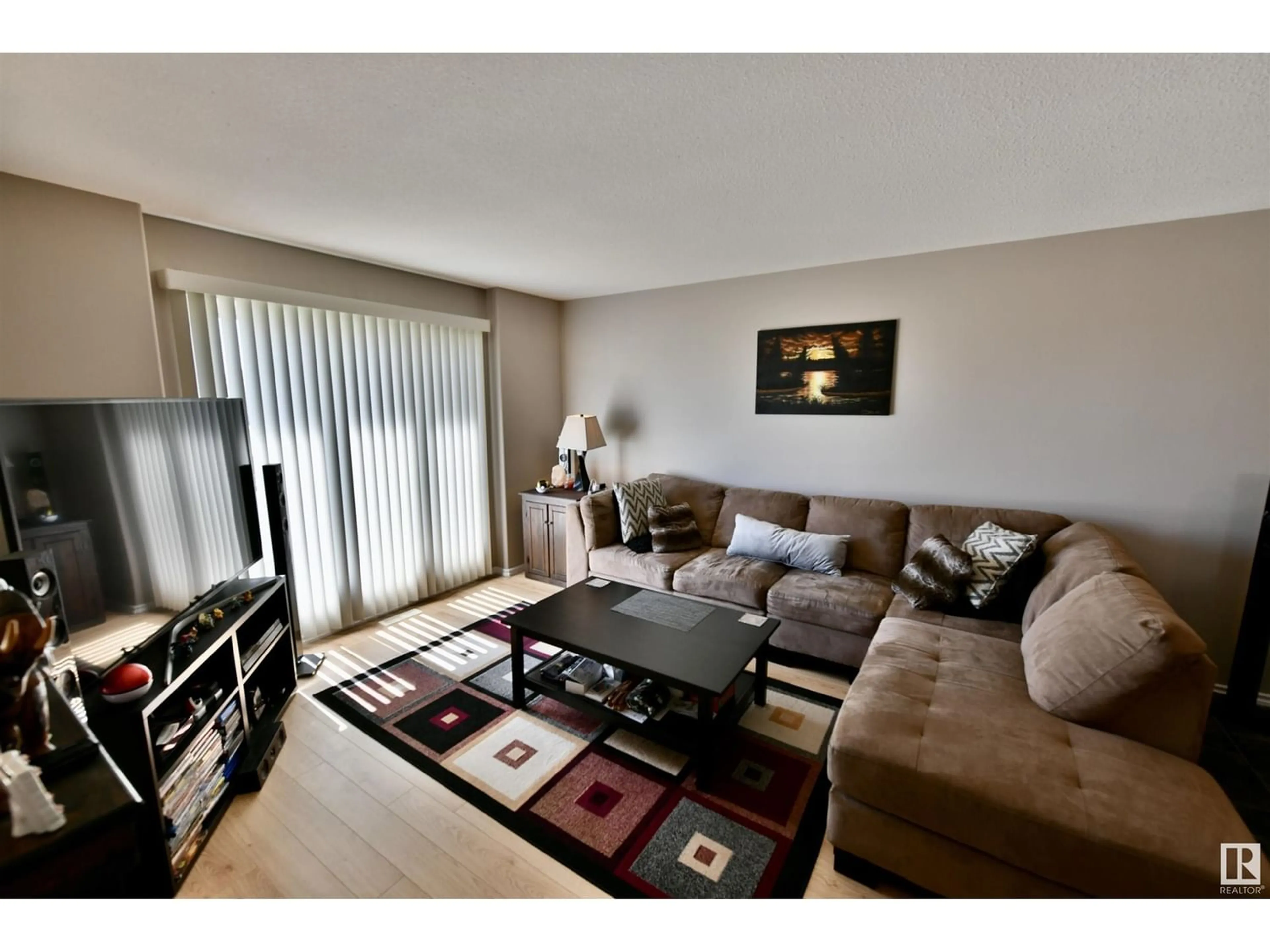 Living room, wood floors for 5230 55 AV, St. Paul Town Alberta T0A3A1