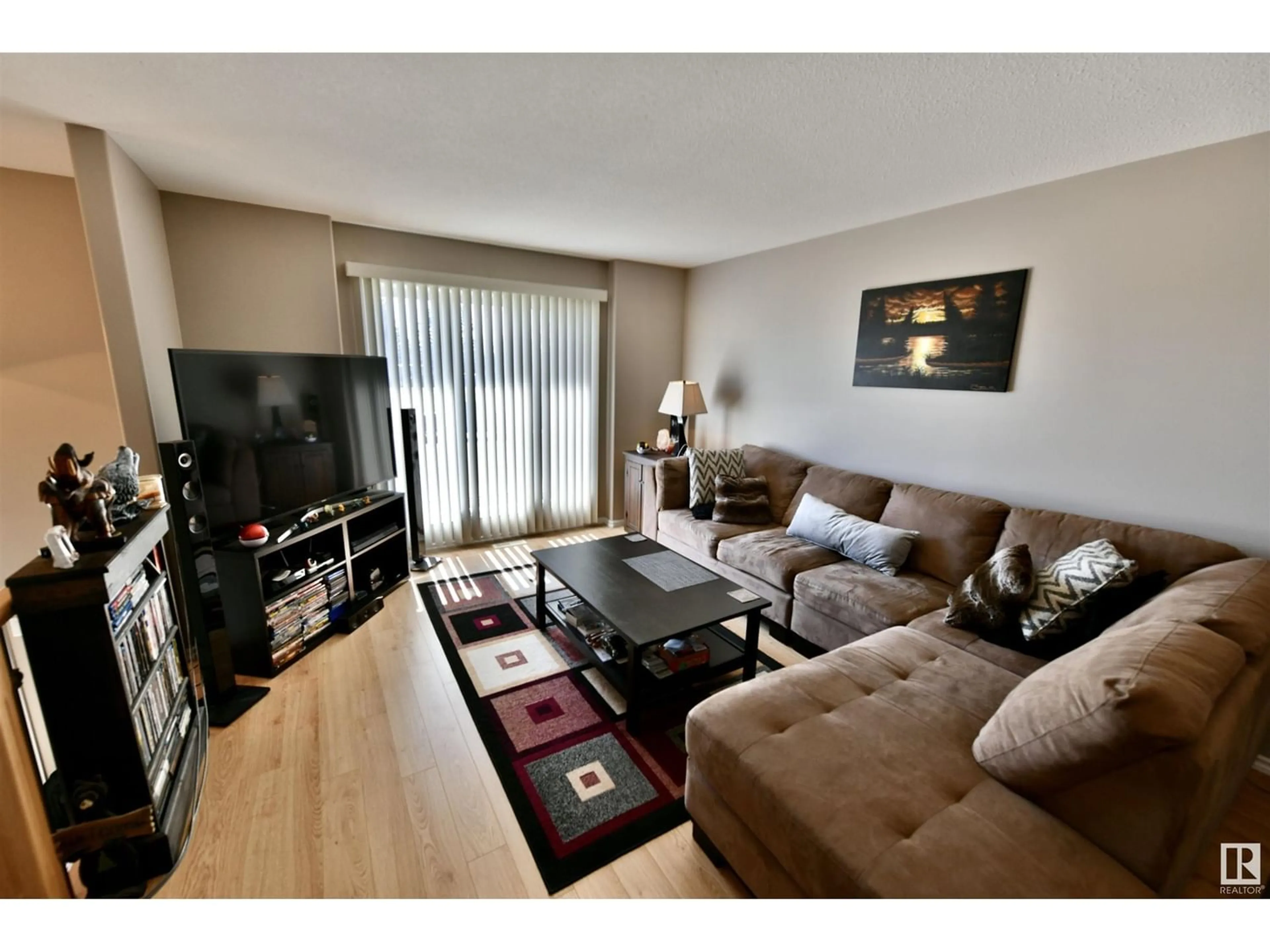 Living room, wood floors for 5230 55 AV, St. Paul Town Alberta T0A3A1