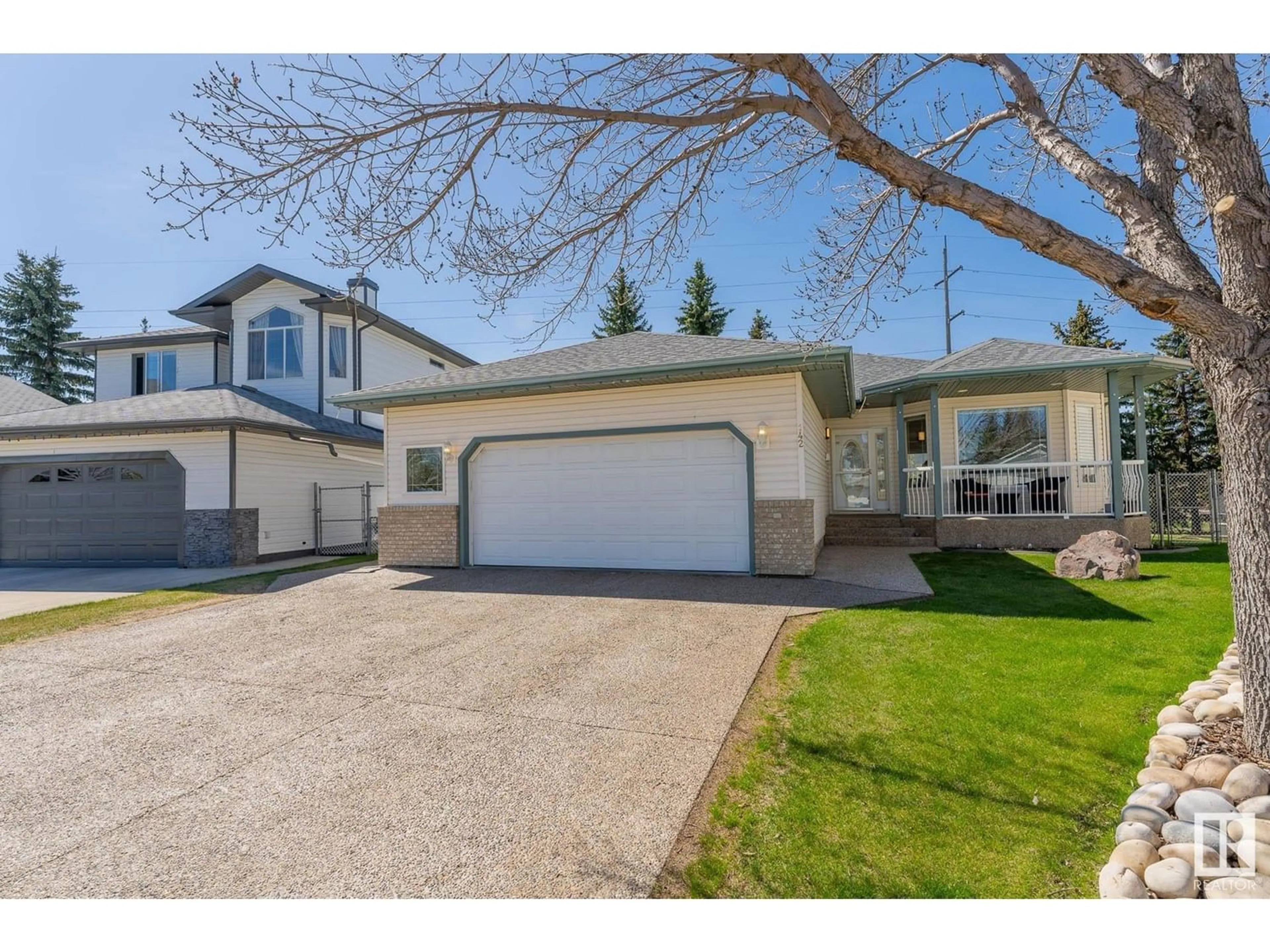 Frontside or backside of a home for 142 CHANCERY WY, Sherwood Park Alberta T8H1Z4