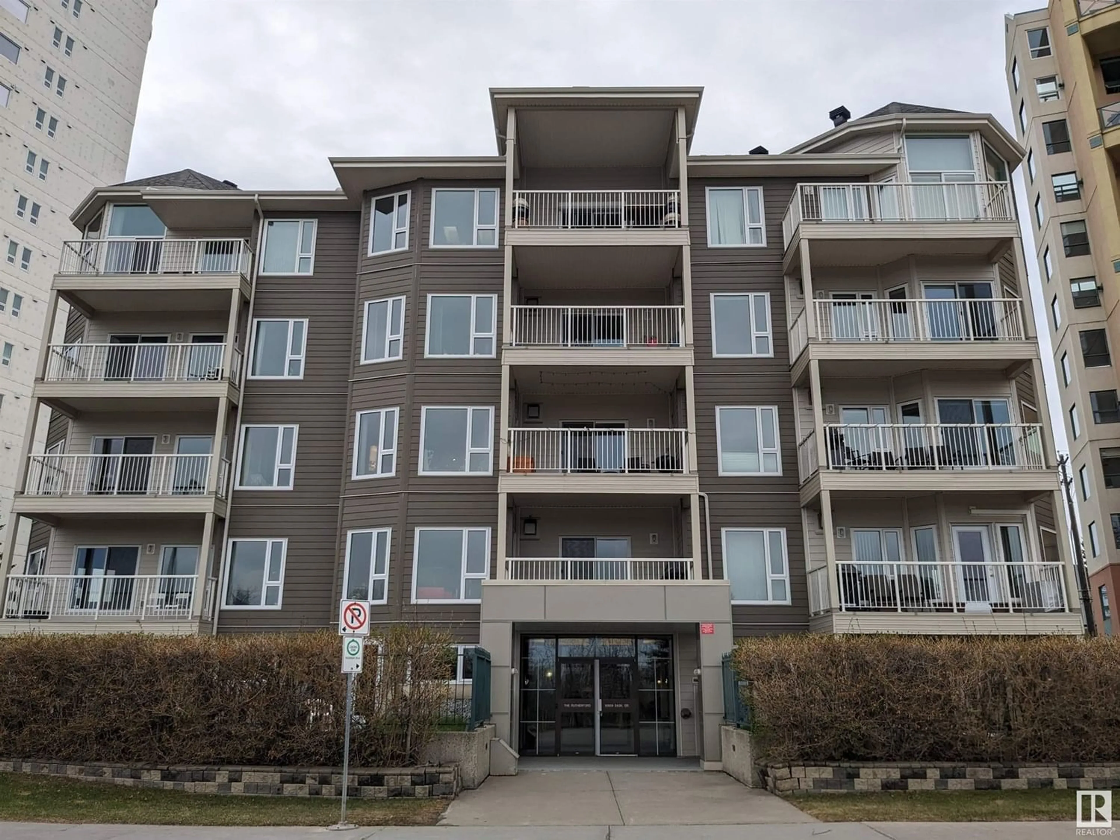 A pic from exterior of the house or condo for #302 10809 SASKATCHEWAN DR NW, Edmonton Alberta T6E4S5