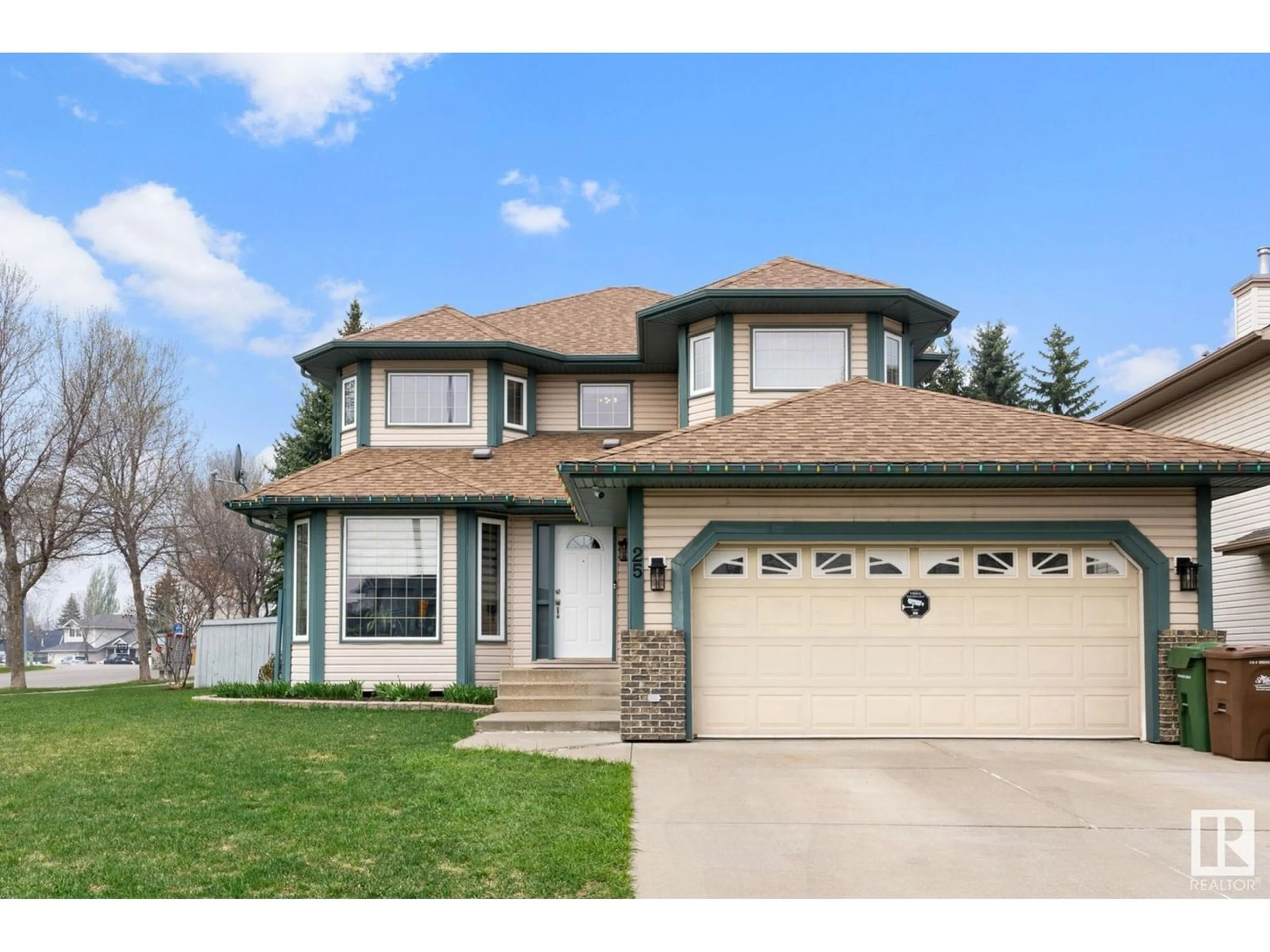 Frontside or backside of a home for 25 HERITAGE WY, St. Albert Alberta T8N5W4