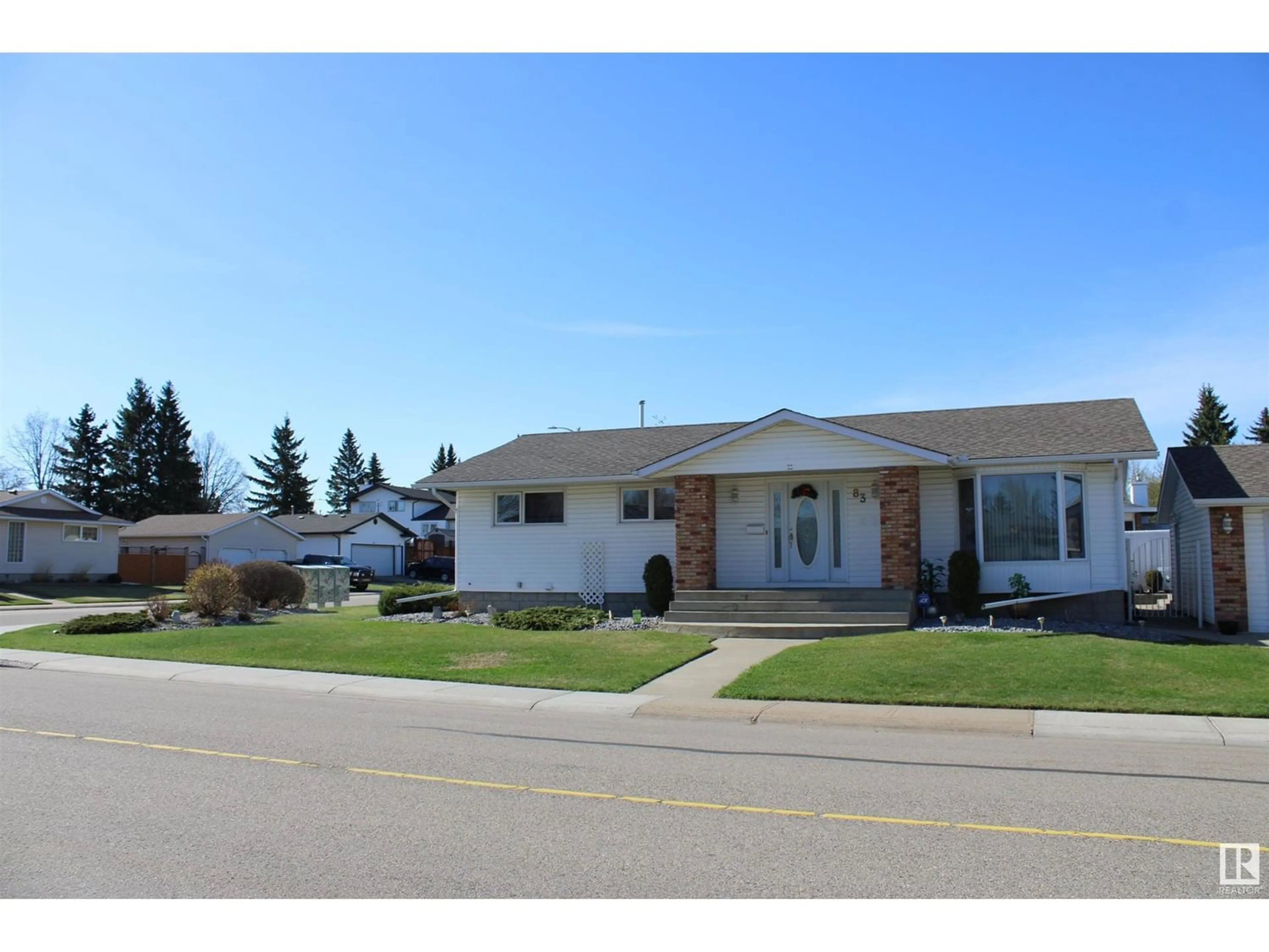 Frontside or backside of a home for 83 Galloway DR, Sherwood Park Alberta T8A2M7
