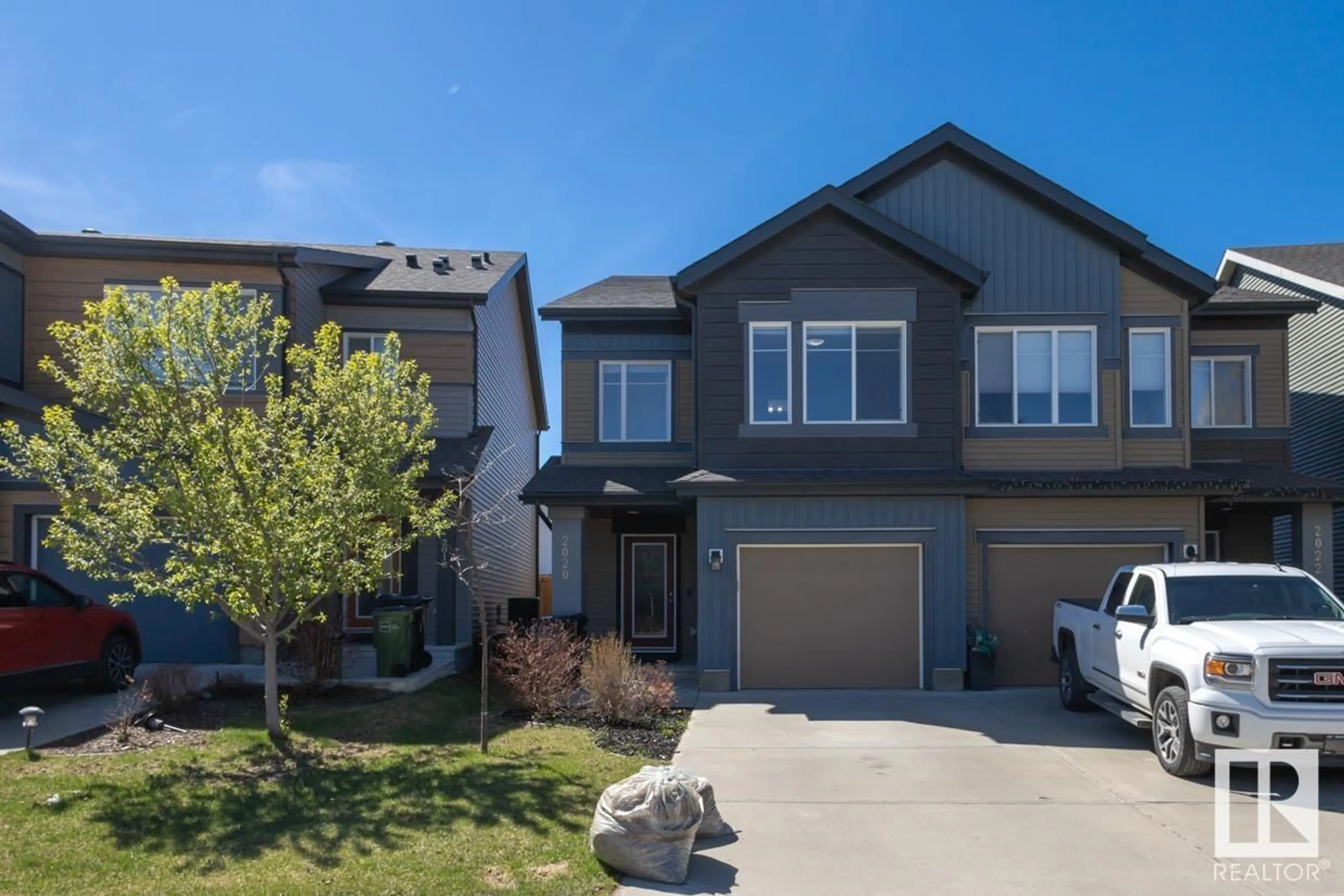 Frontside or backside of a home for 2020 PRICE LD SW, Edmonton Alberta T6W3P8