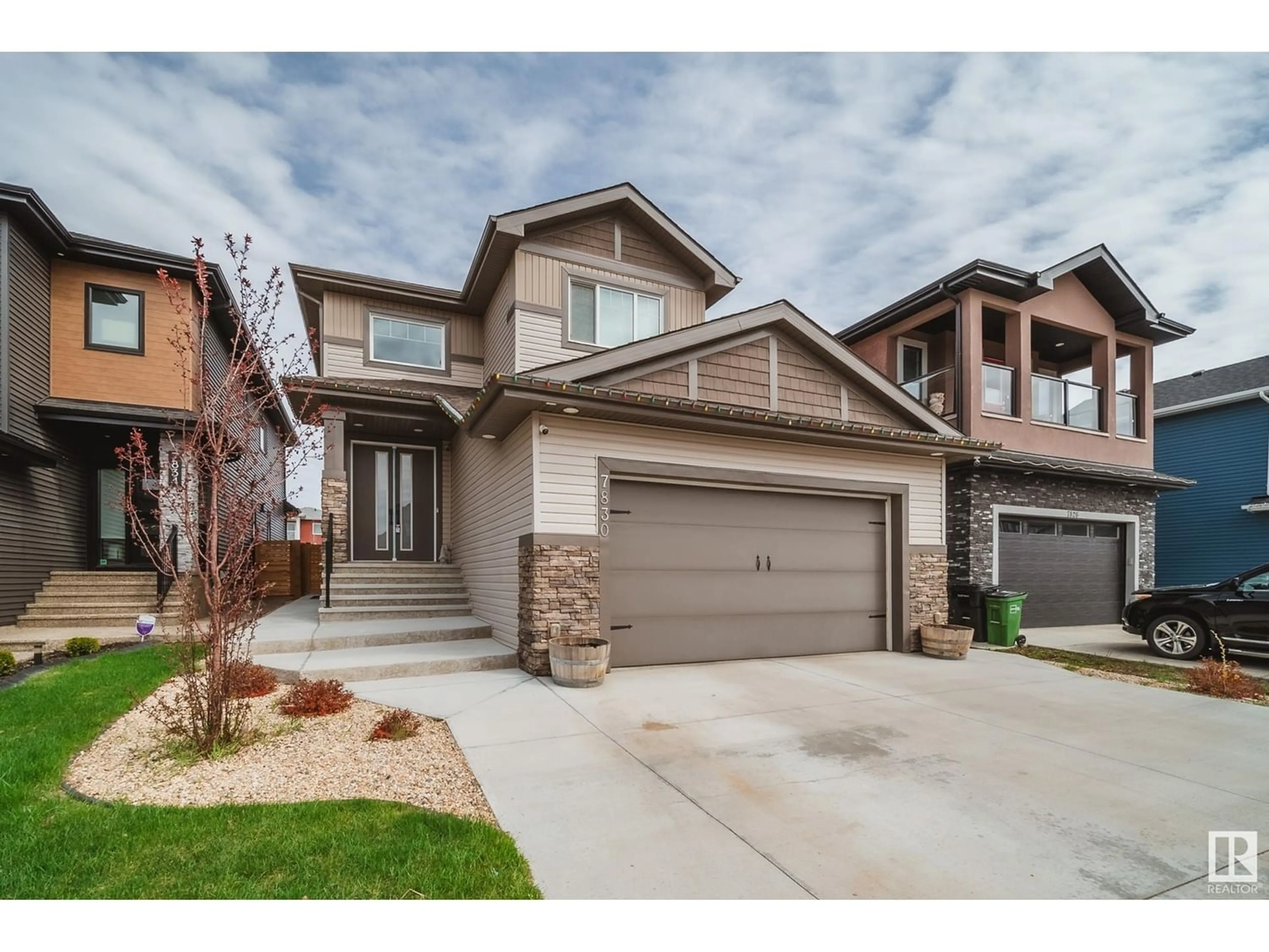 Frontside or backside of a home for 7830 174A AV NW, Edmonton Alberta T5Z0R8