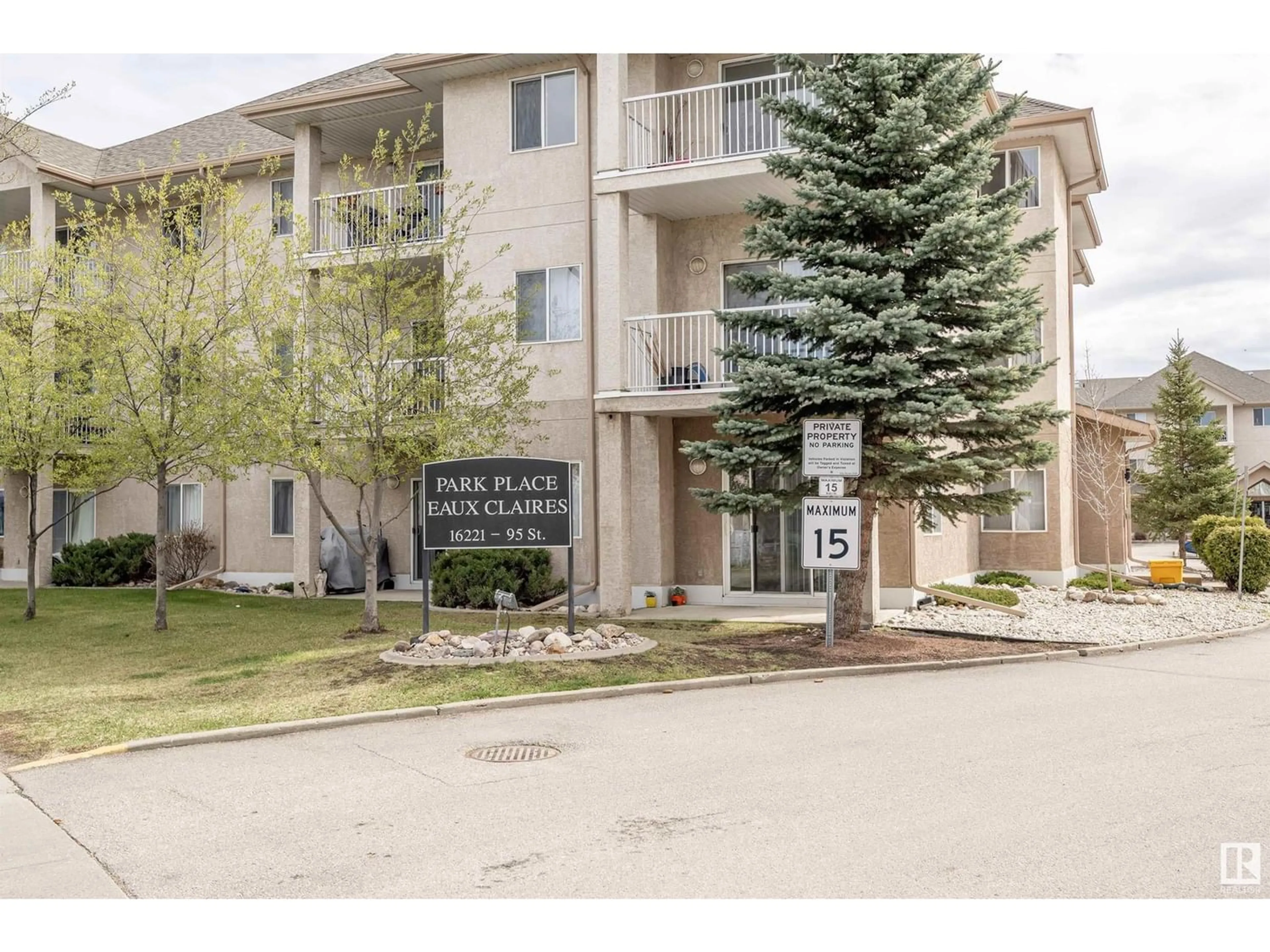 A pic from exterior of the house or condo for #238 16221 95 ST NW NW, Edmonton Alberta T5Z3V3