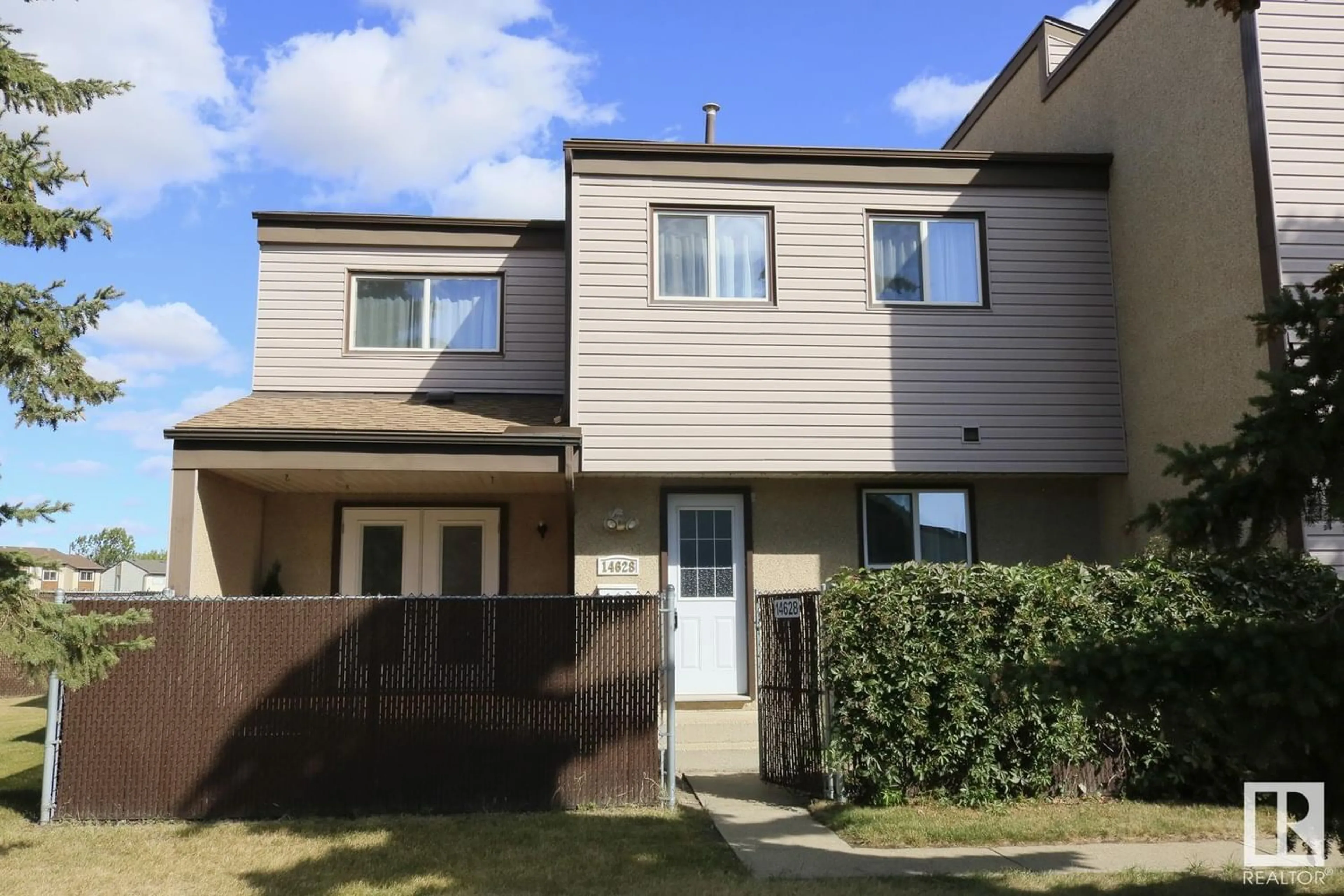A pic from exterior of the house or condo for 14628 25 ST NW, Edmonton Alberta T5Y1X4